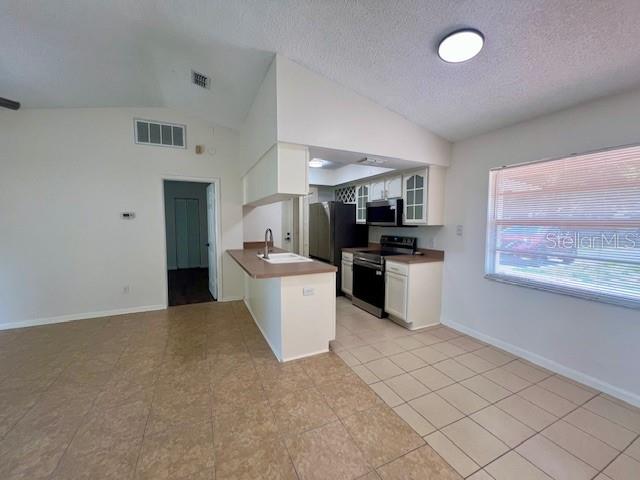 Image 6 of 18 For 1053 Westwood Drive