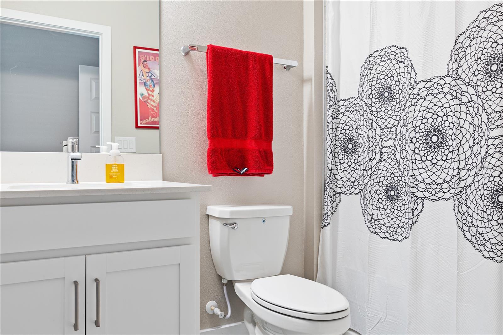 Listing photo id 10 for 7706 Swoope Street