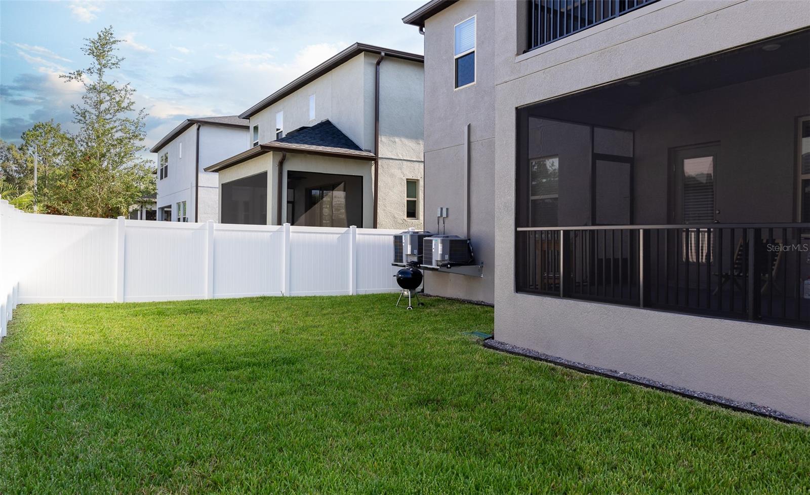 Listing photo id 29 for 7706 Swoope Street