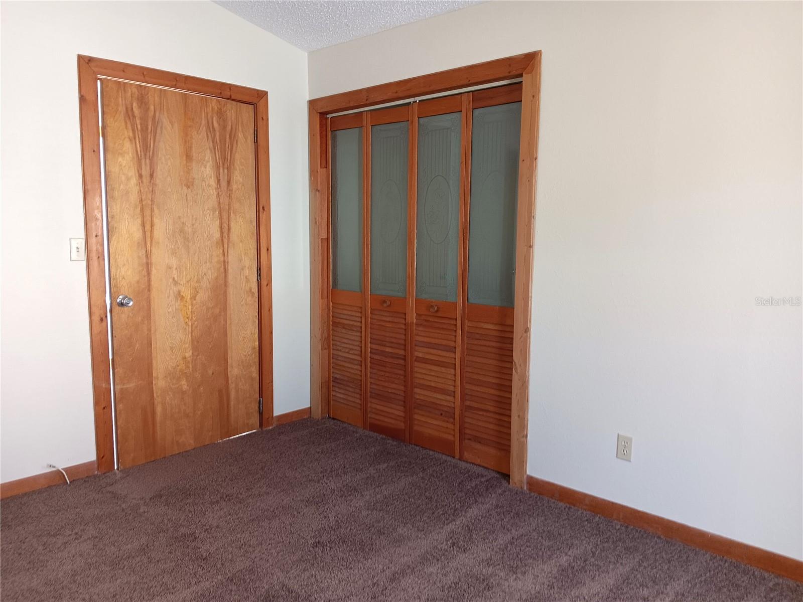 Image 11 of 19 For 4840 19th Street N