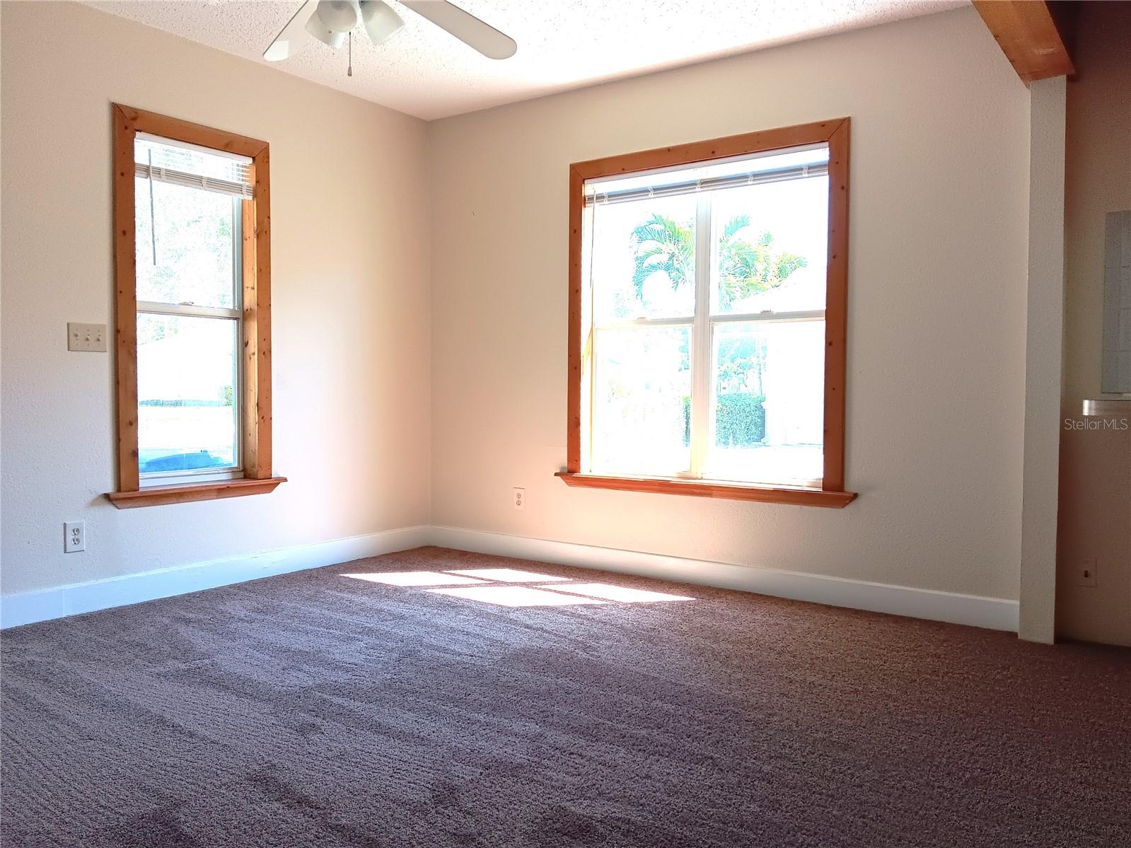 Image 5 of 19 For 4840 19th Street N