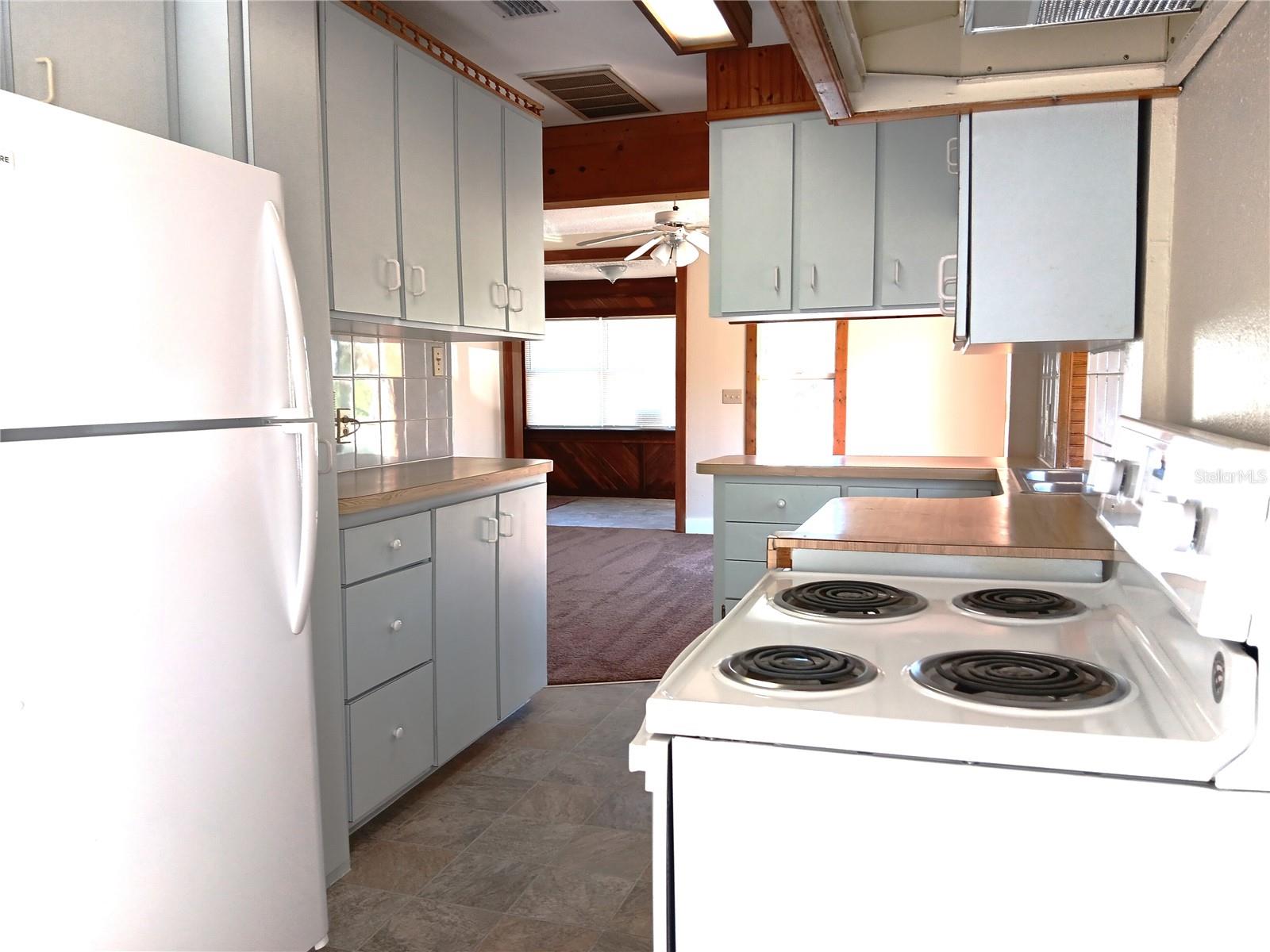 Image 7 of 19 For 4840 19th Street N