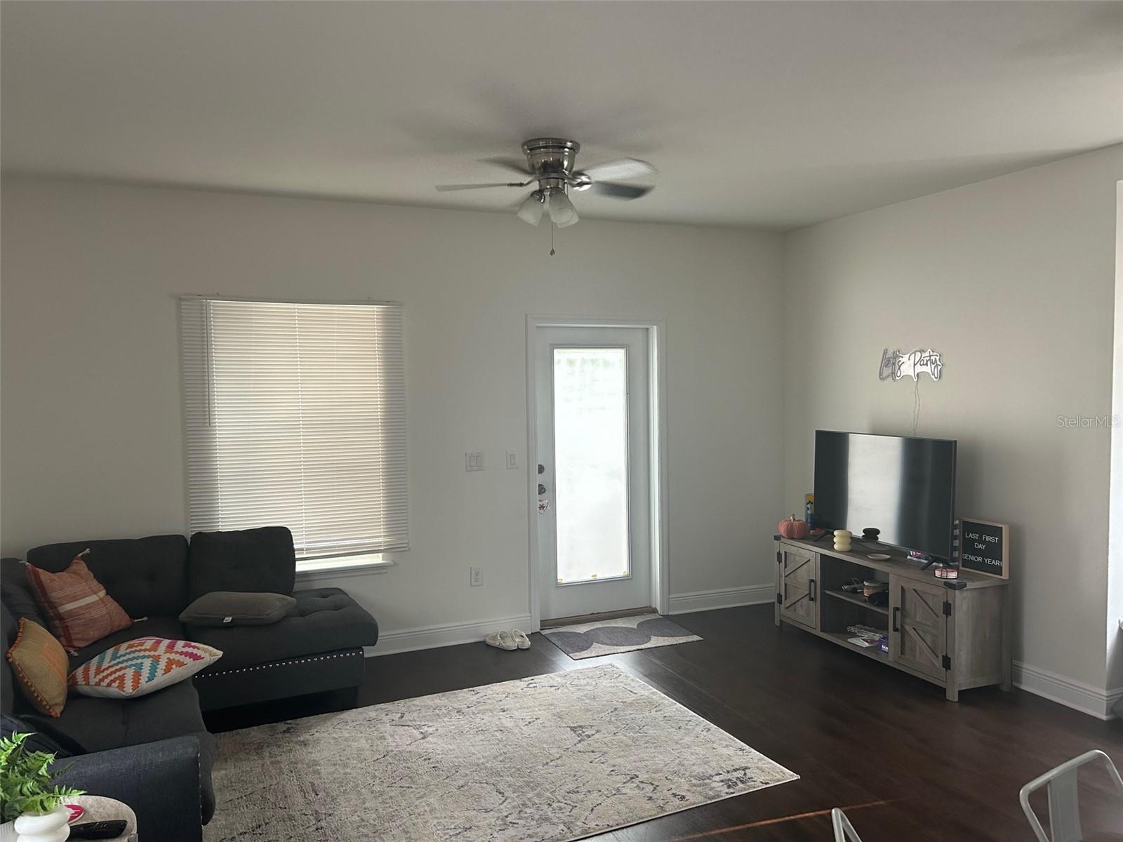 Image 5 of 17 For 2128 Walnut Street