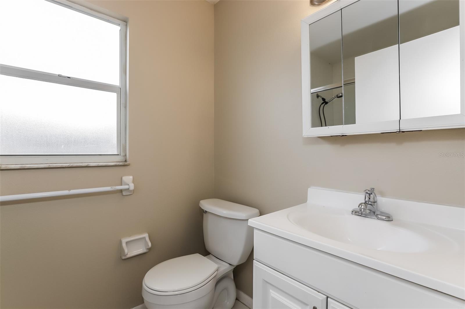 Image 12 of 15 For 5924 16th Avenue N