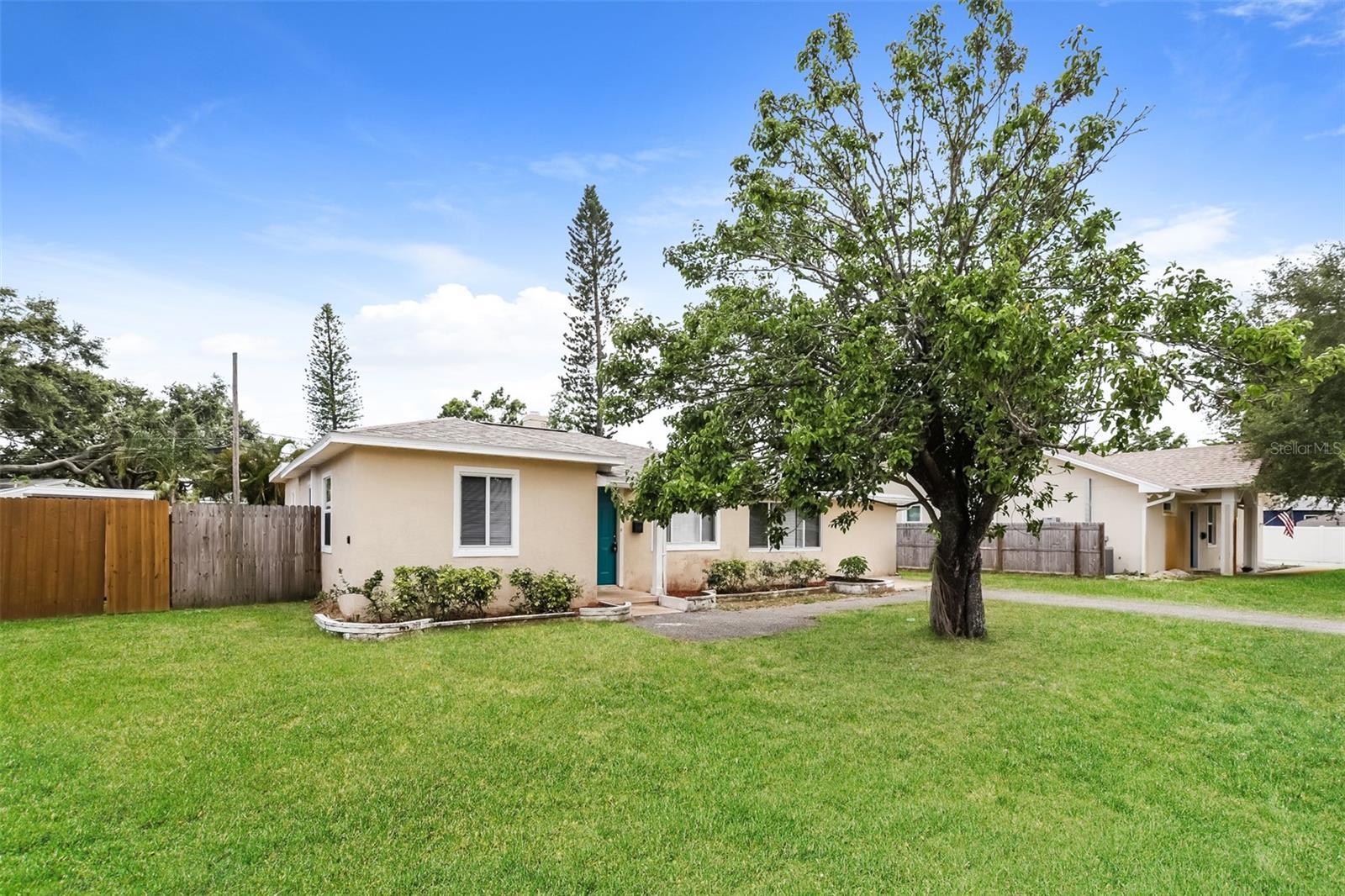 Image 2 of 15 For 5924 16th Avenue N