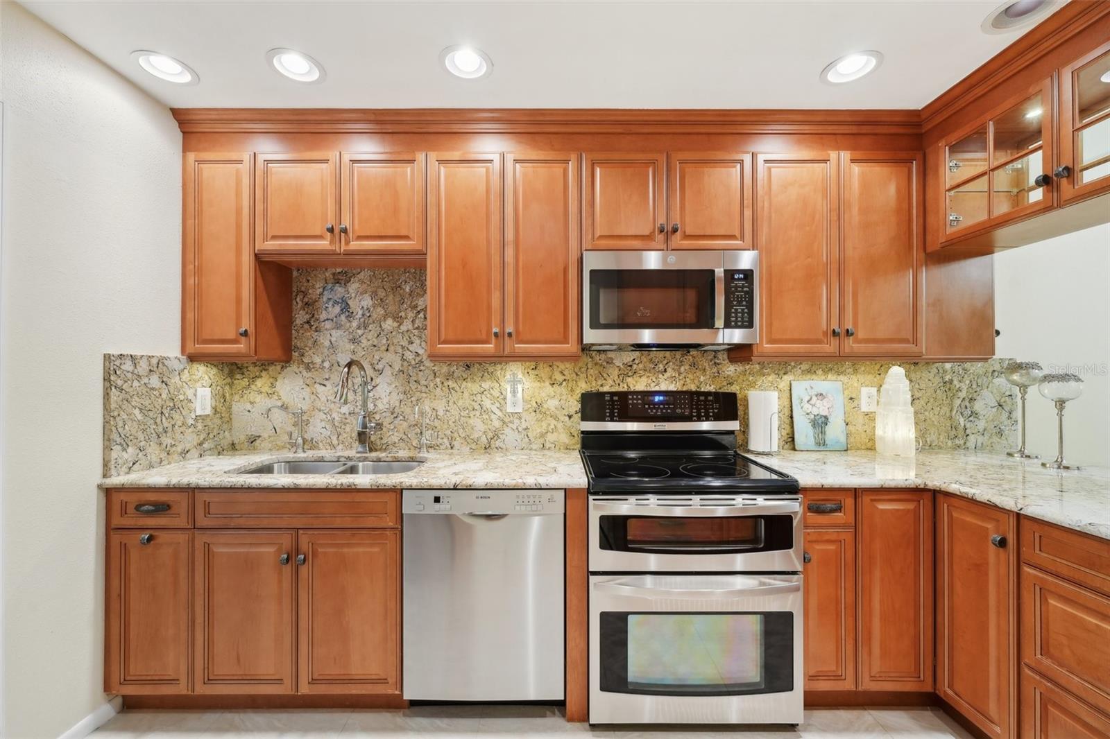 Image 6 of 46 For 3505 Tarpon Woods Boulevard K409