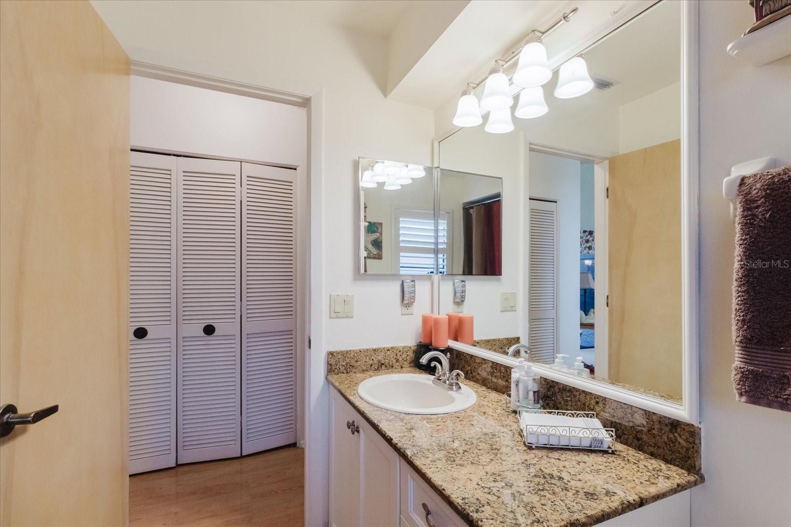 Image 32 of 61 For 4032 Salem Square Court