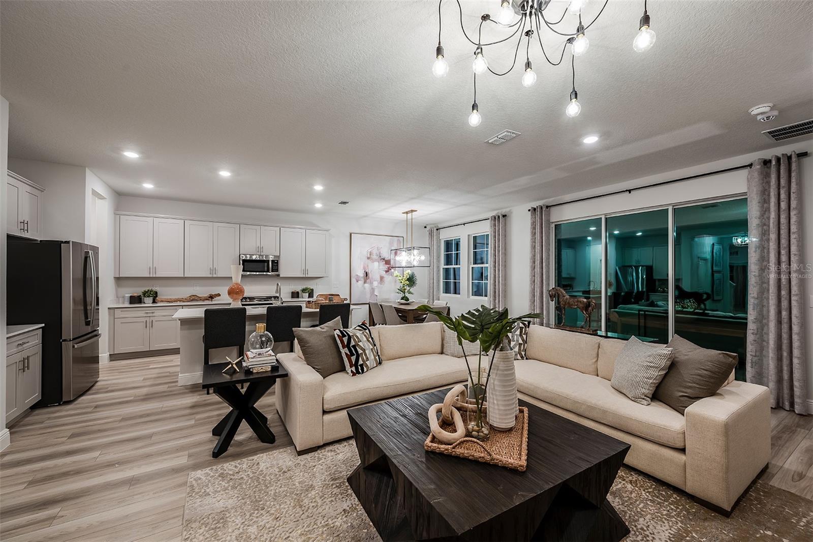 Image 3 of 19 For 10009 Surrey Rose Drive