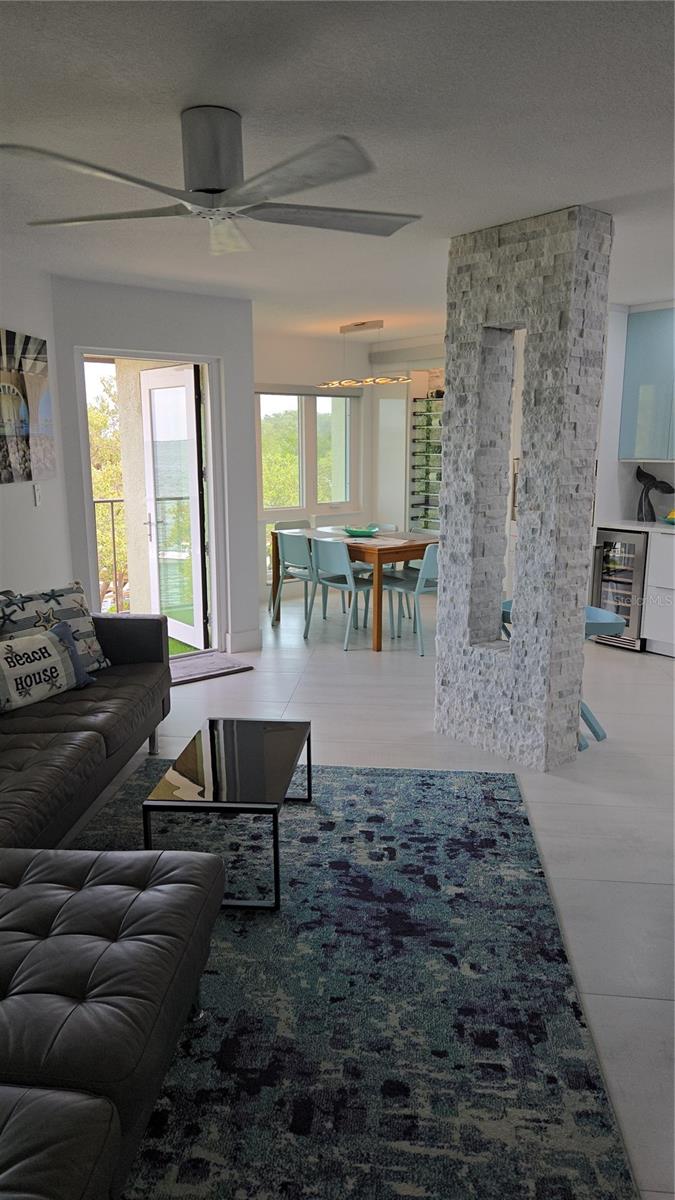 Image 19 of 23 For 1515 Pinellas Bayway S 70