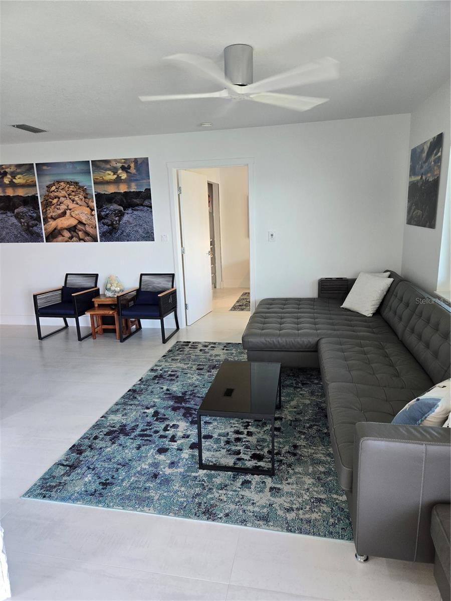 Image 9 of 23 For 1515 Pinellas Bayway S 70
