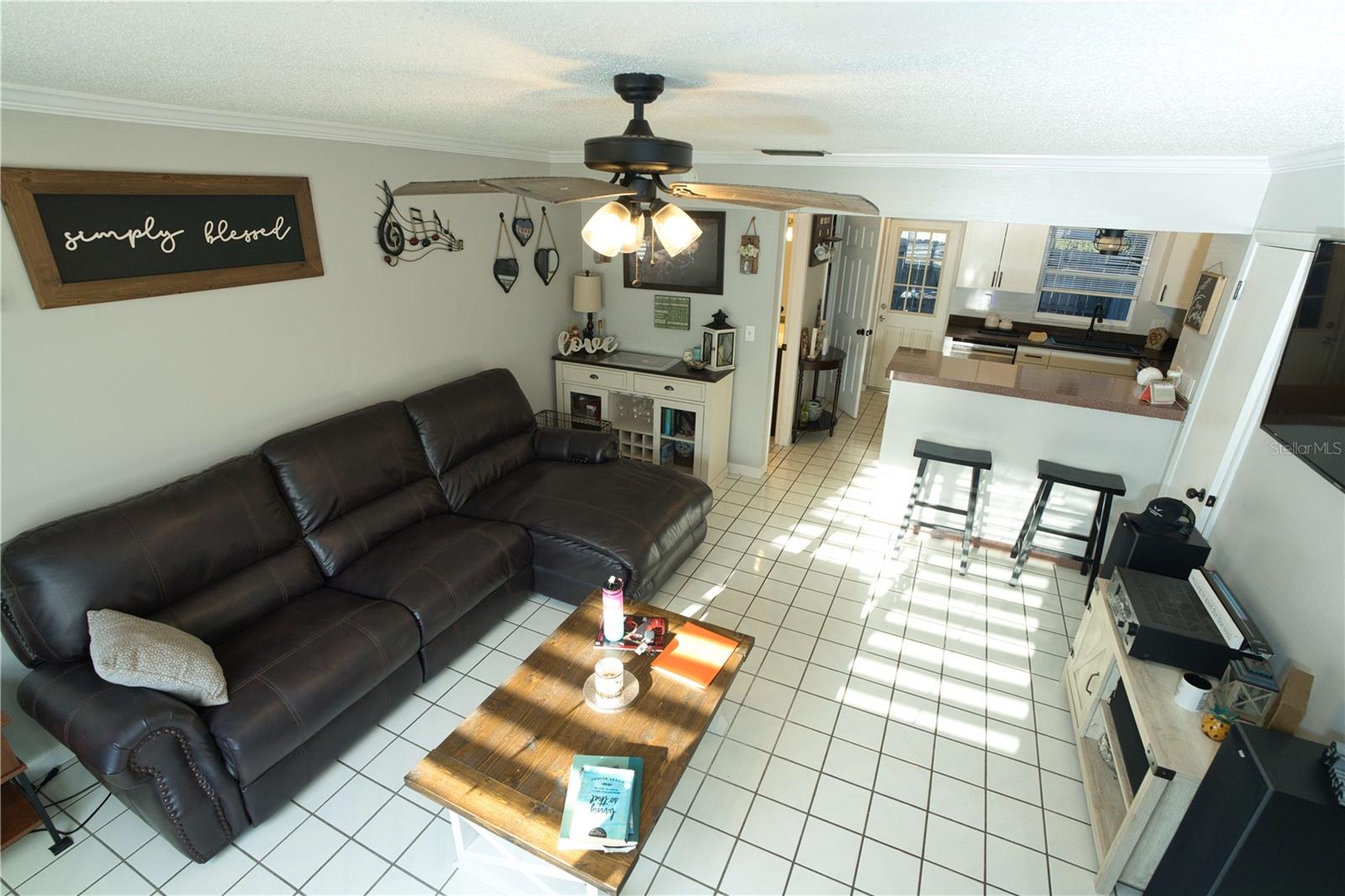 Image 2 of 19 For 300 6th Street N E3