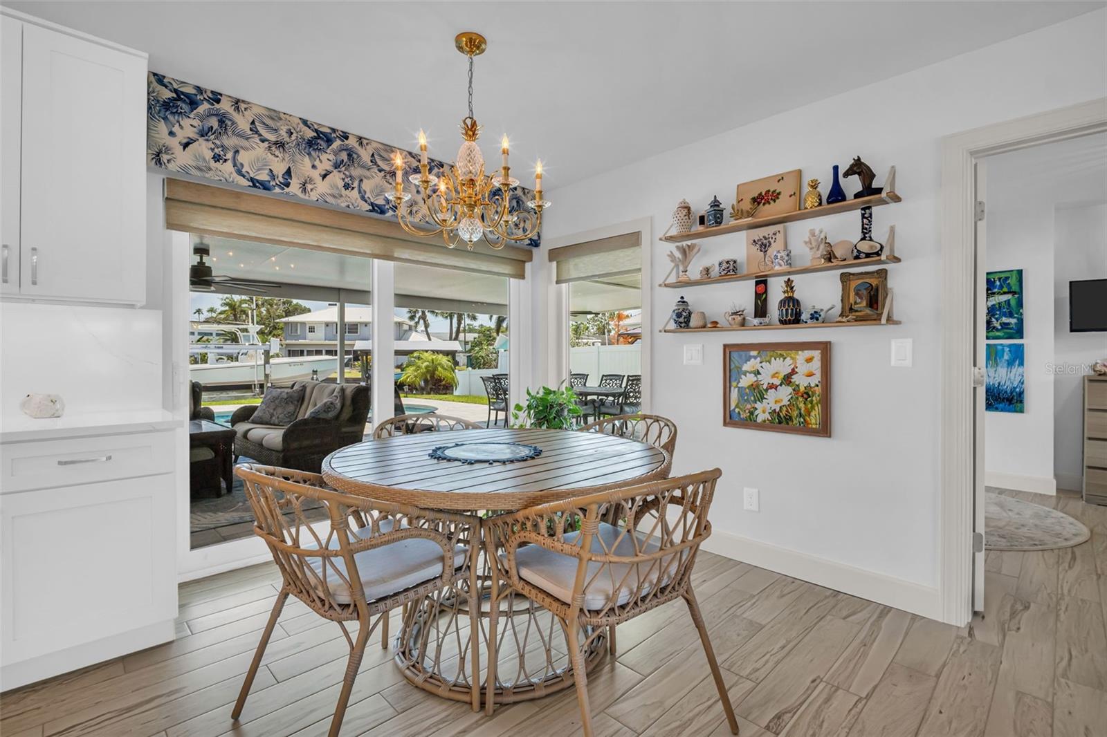 Image 10 of 47 For 1769 Brookside Boulevard