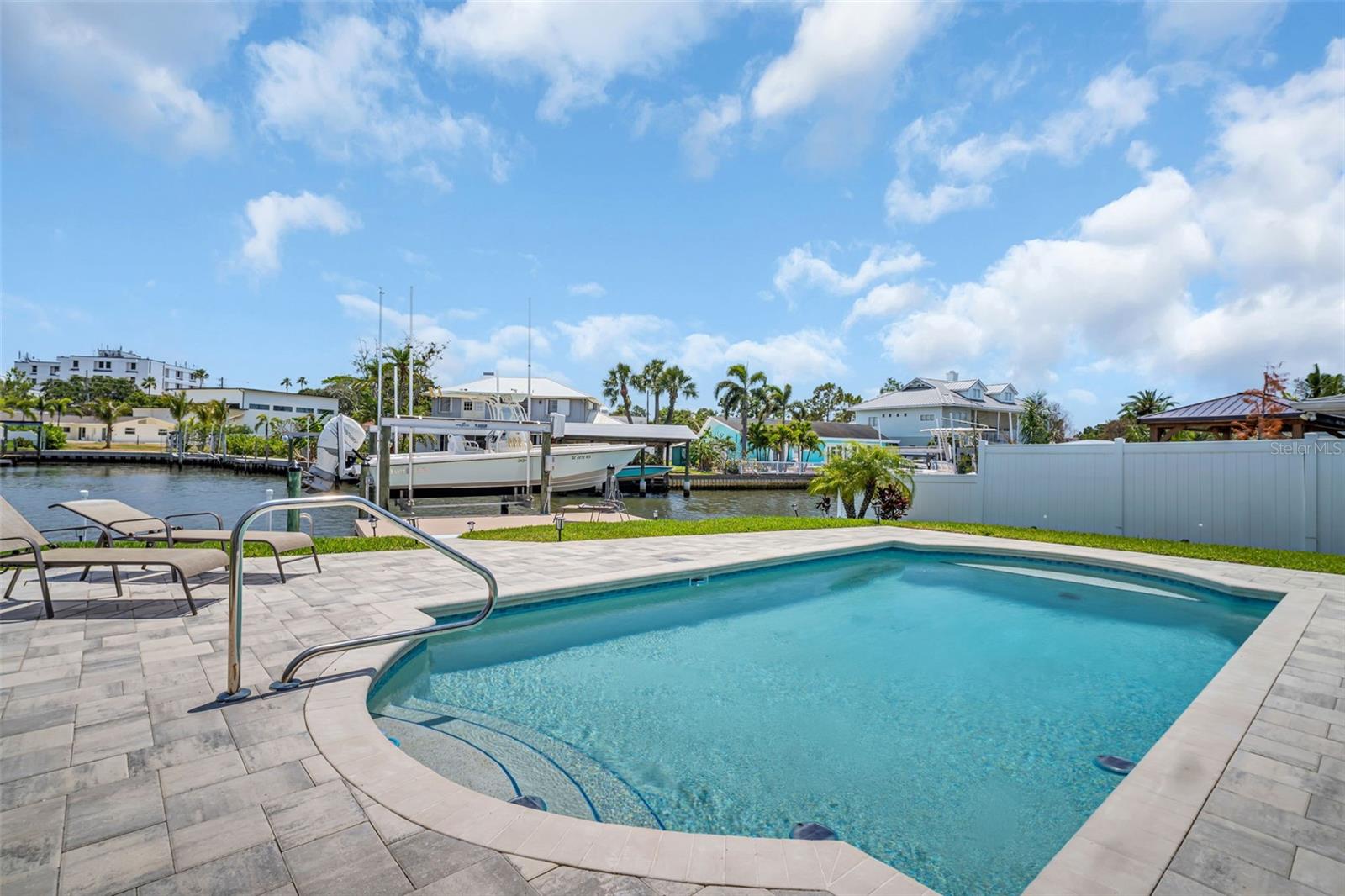 Image 36 of 47 For 1769 Brookside Boulevard