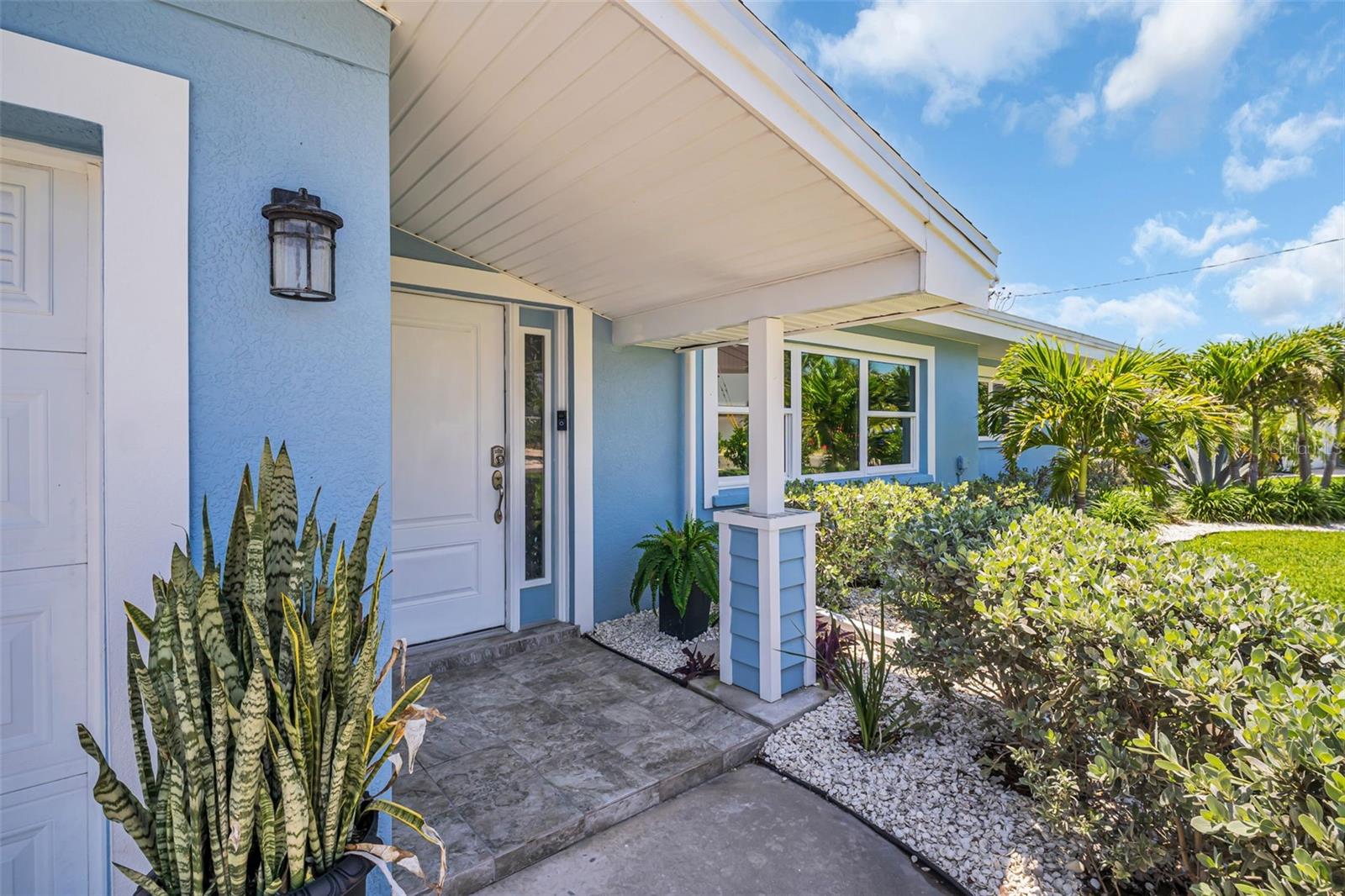 Image 5 of 47 For 1769 Brookside Boulevard