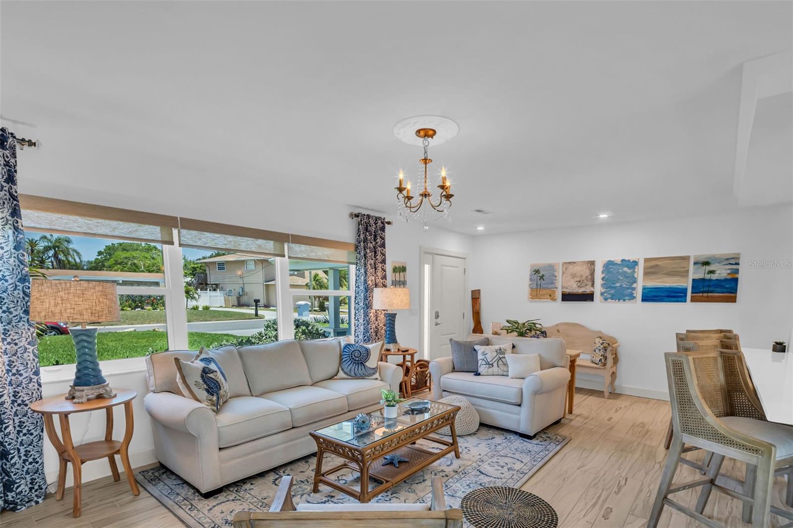 Image 8 of 47 For 1769 Brookside Boulevard