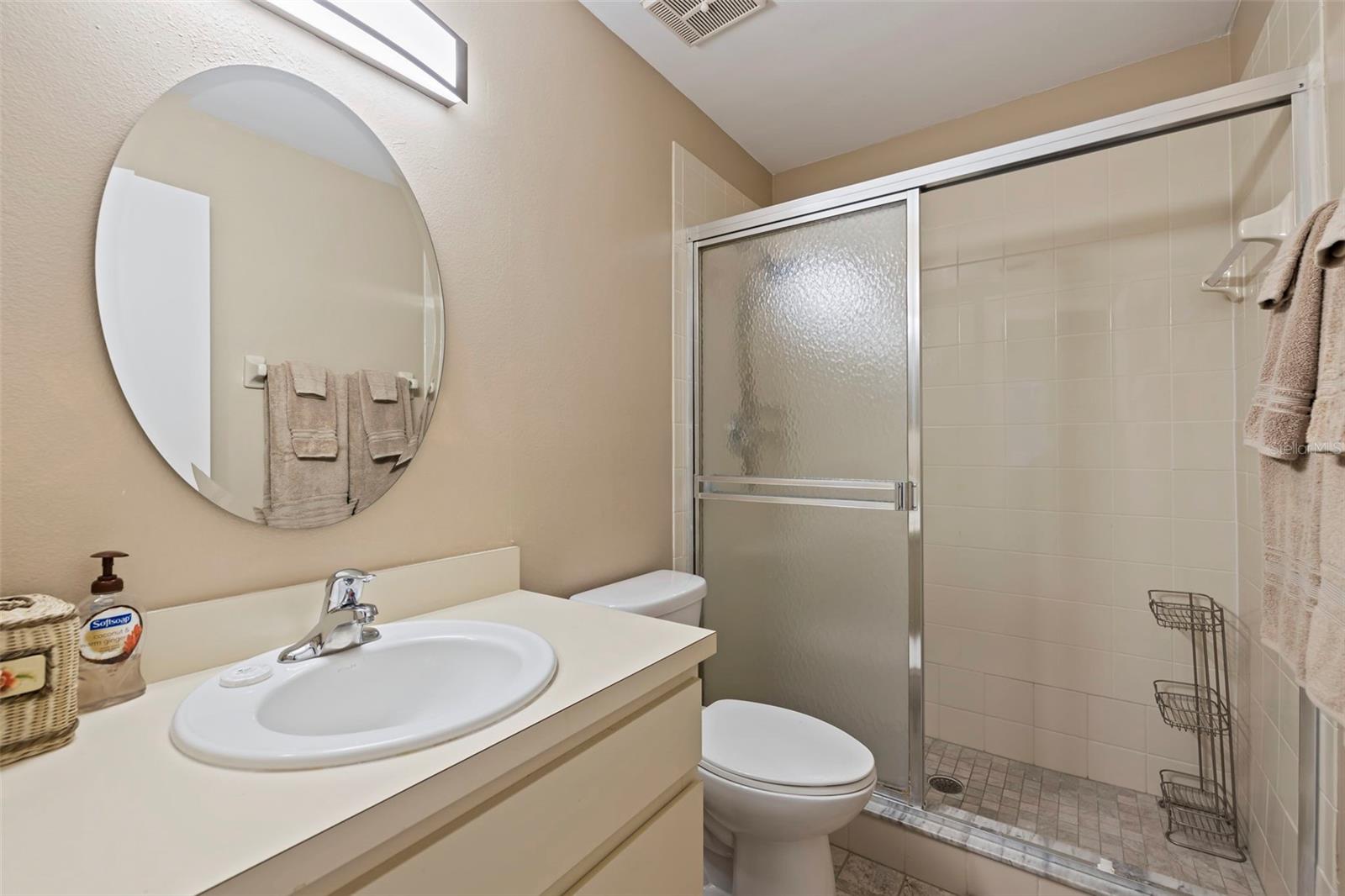 Listing photo id 8 for 145 116th Avenue 404