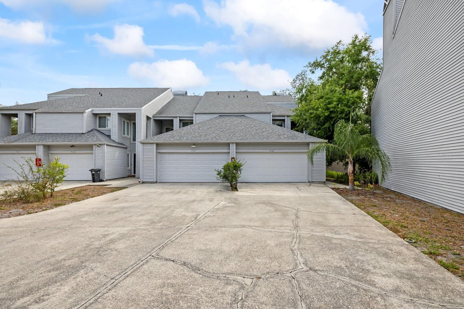 Details for 9722 Tiffany Oaks Lane, TAMPA, FL 33612