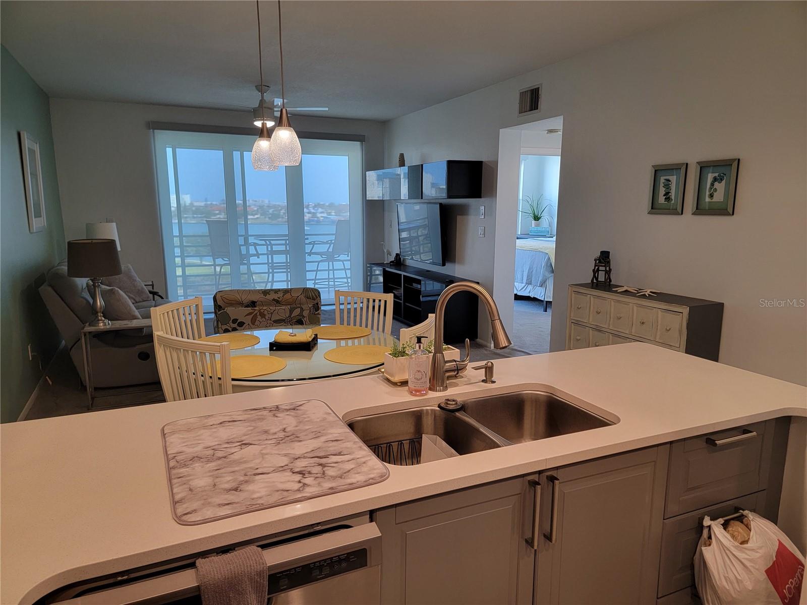 Image 19 of 40 For 7912 Sailboat Key Boulevard S 504