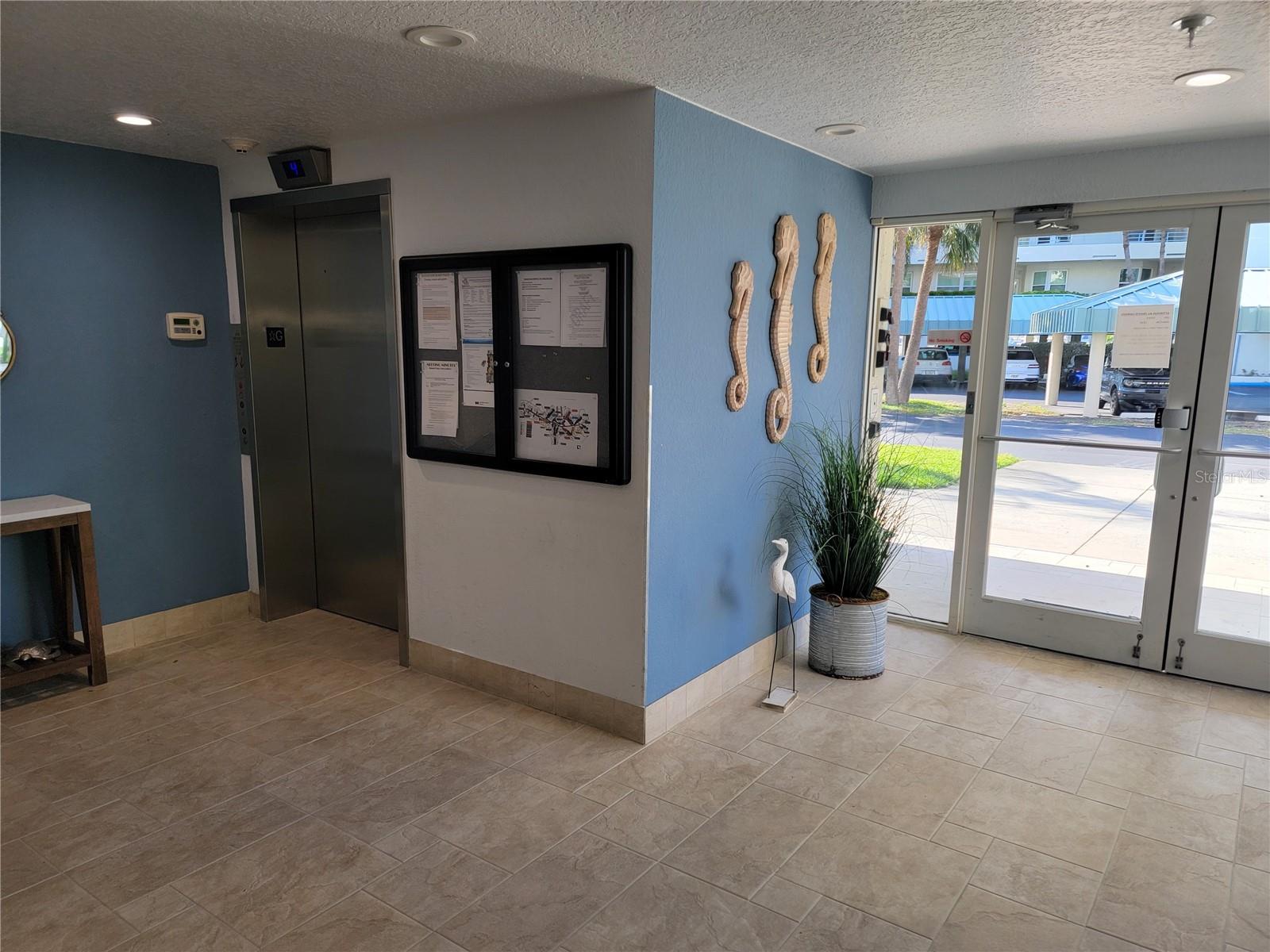 Image 32 of 40 For 7912 Sailboat Key Boulevard S 504