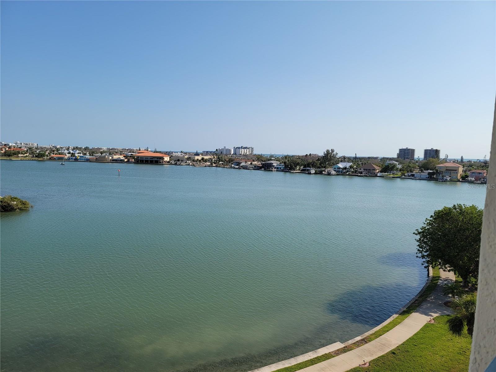 Image 6 of 40 For 7912 Sailboat Key Boulevard S 504