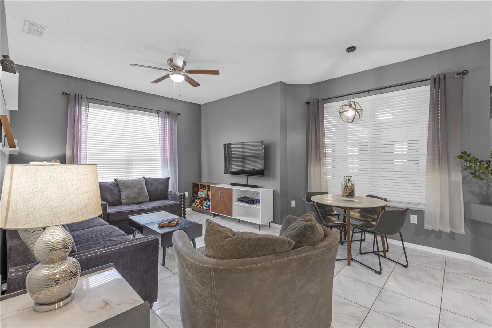 Image 19 of 60 For 7246 Julian Street