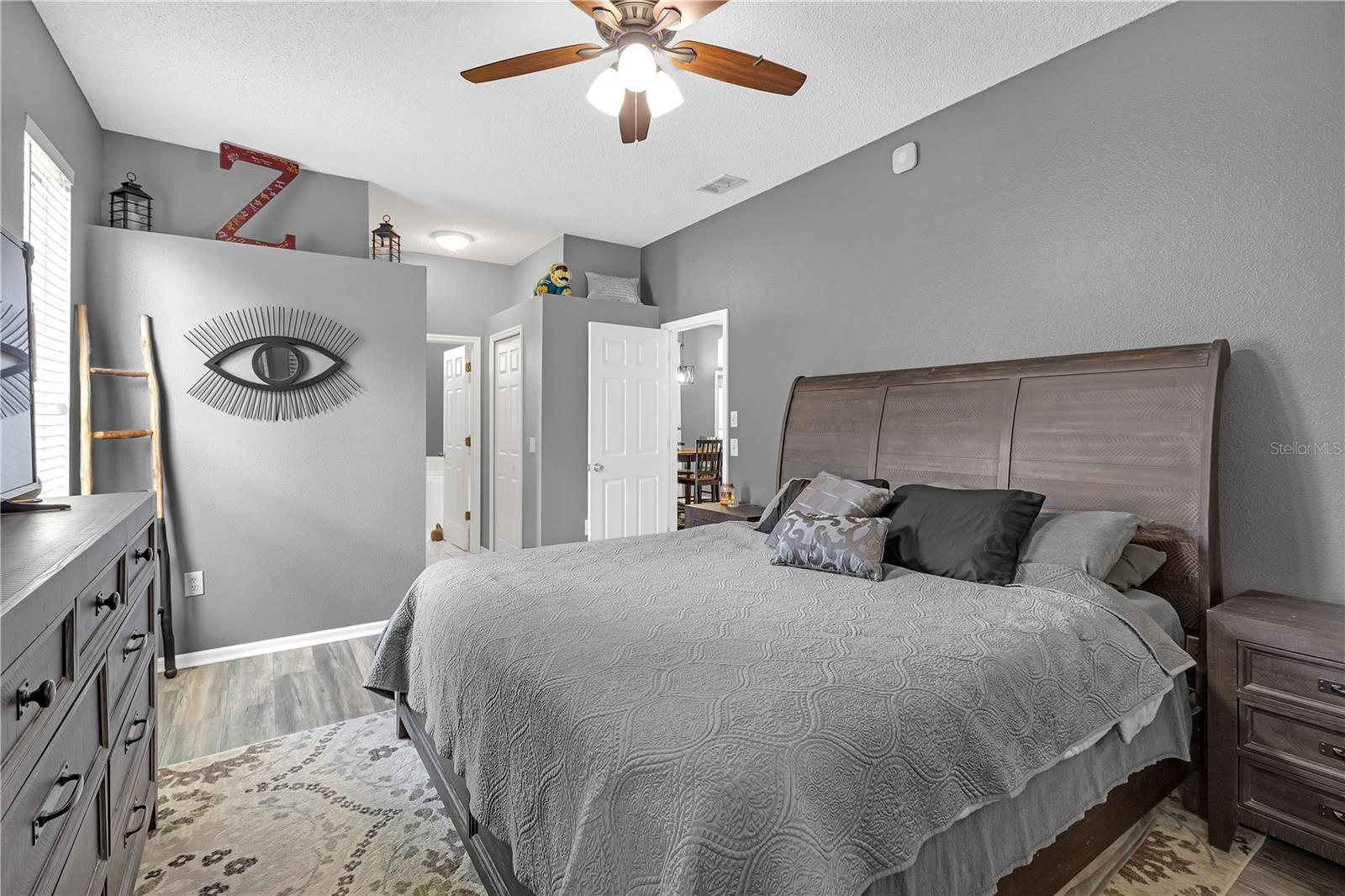 Image 24 of 60 For 7246 Julian Street