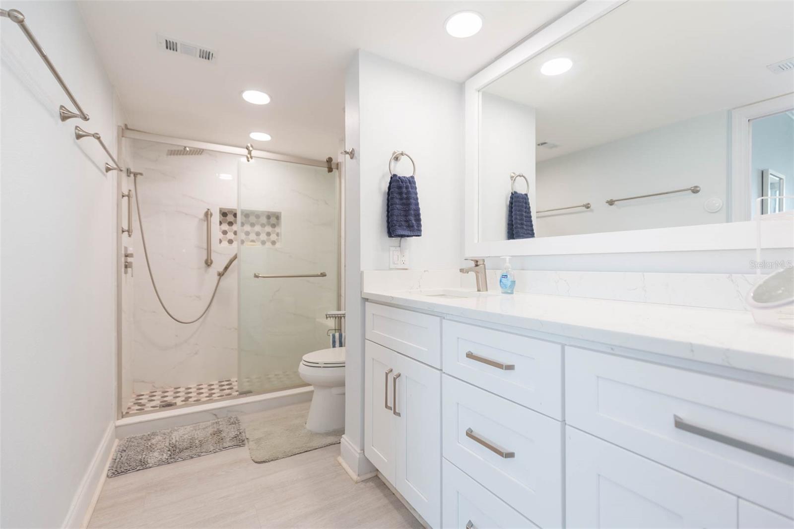 Image 23 of 37 For 5825 Puerta Del Sol Boulevard S 269