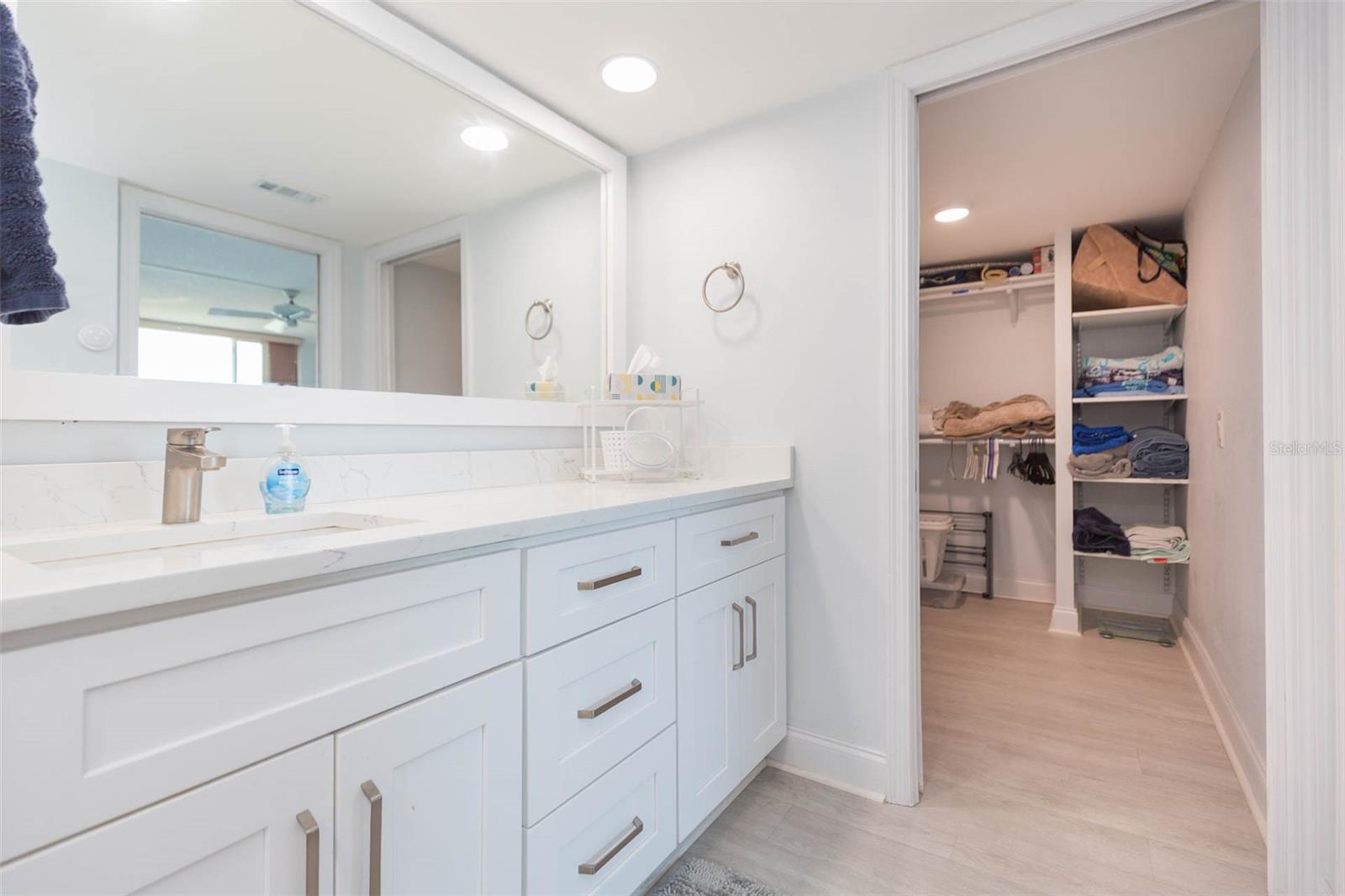 Image 24 of 37 For 5825 Puerta Del Sol Boulevard S 269