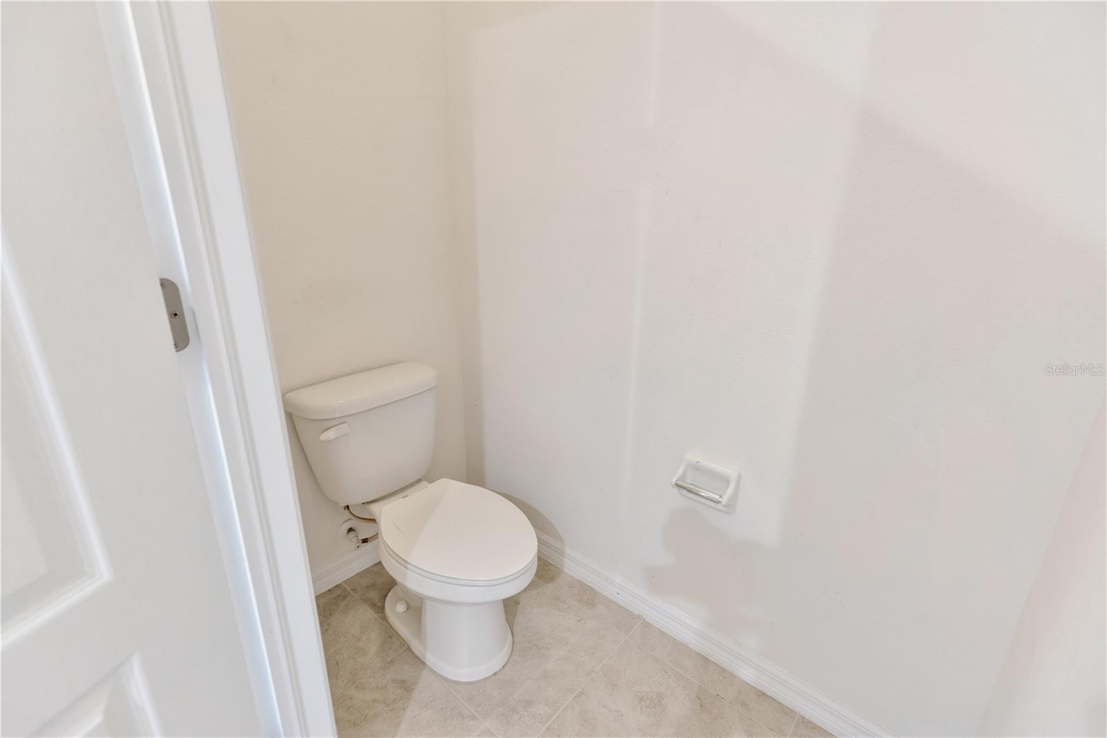 Listing photo id 10 for 10434 Scenic Hollow Drive