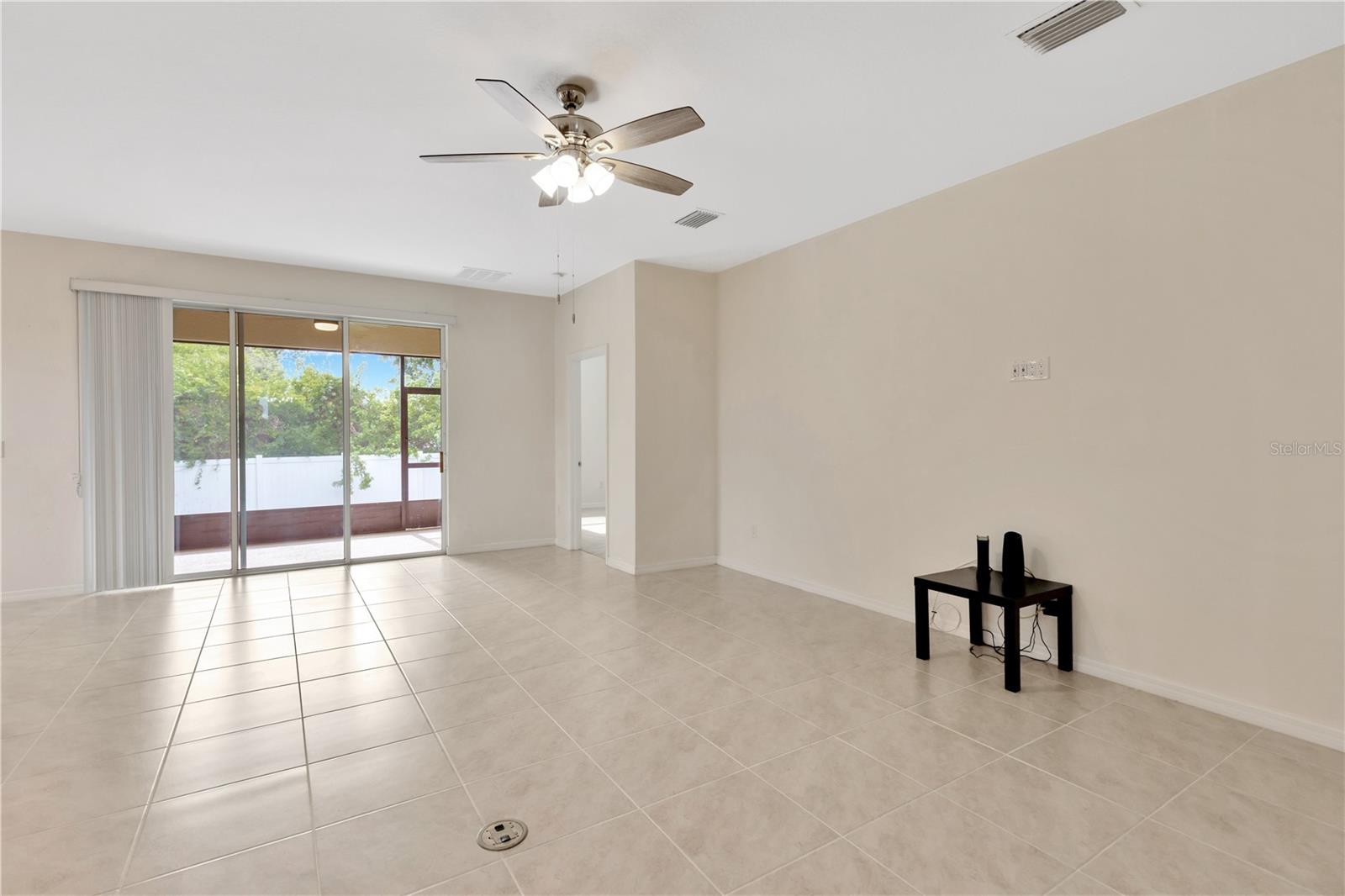 Listing photo id 28 for 10434 Scenic Hollow Drive