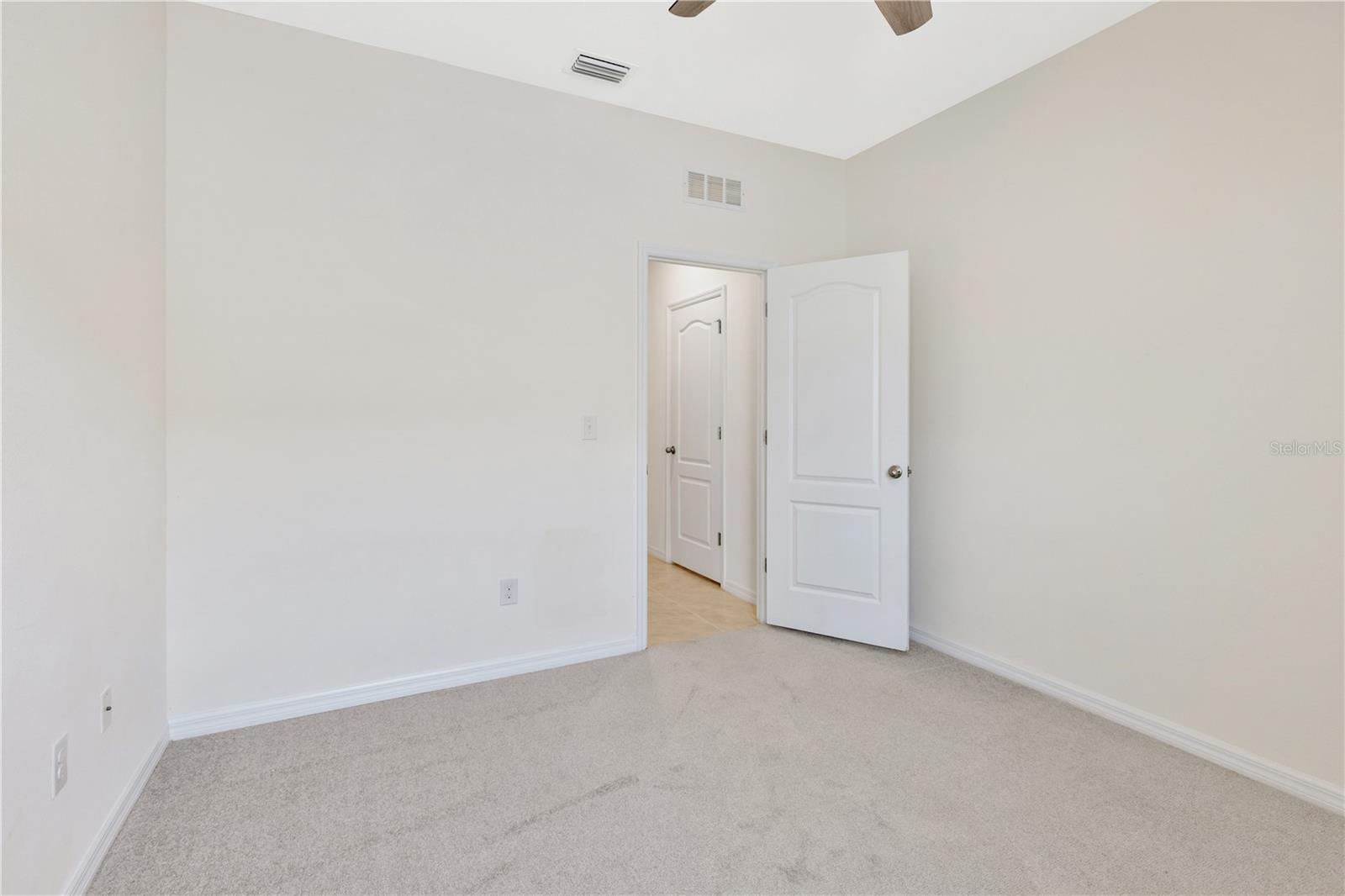 Listing photo id 31 for 10434 Scenic Hollow Drive