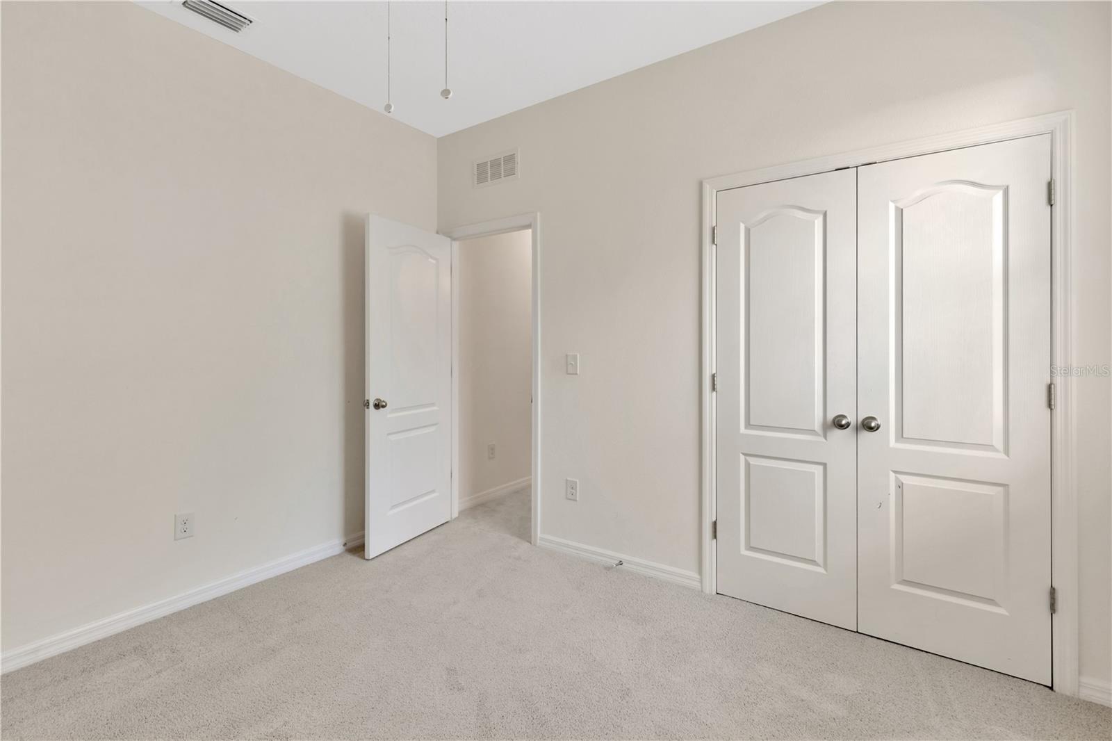 Listing photo id 37 for 10434 Scenic Hollow Drive