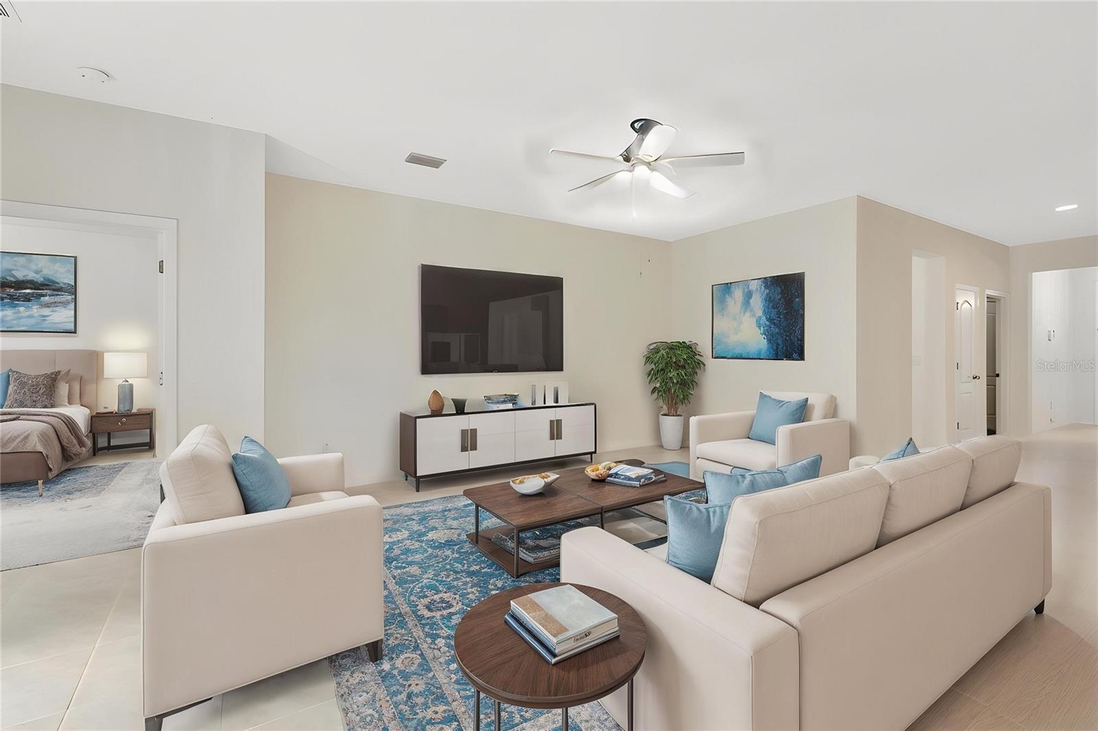 Listing photo id 2 for 10434 Scenic Hollow Drive