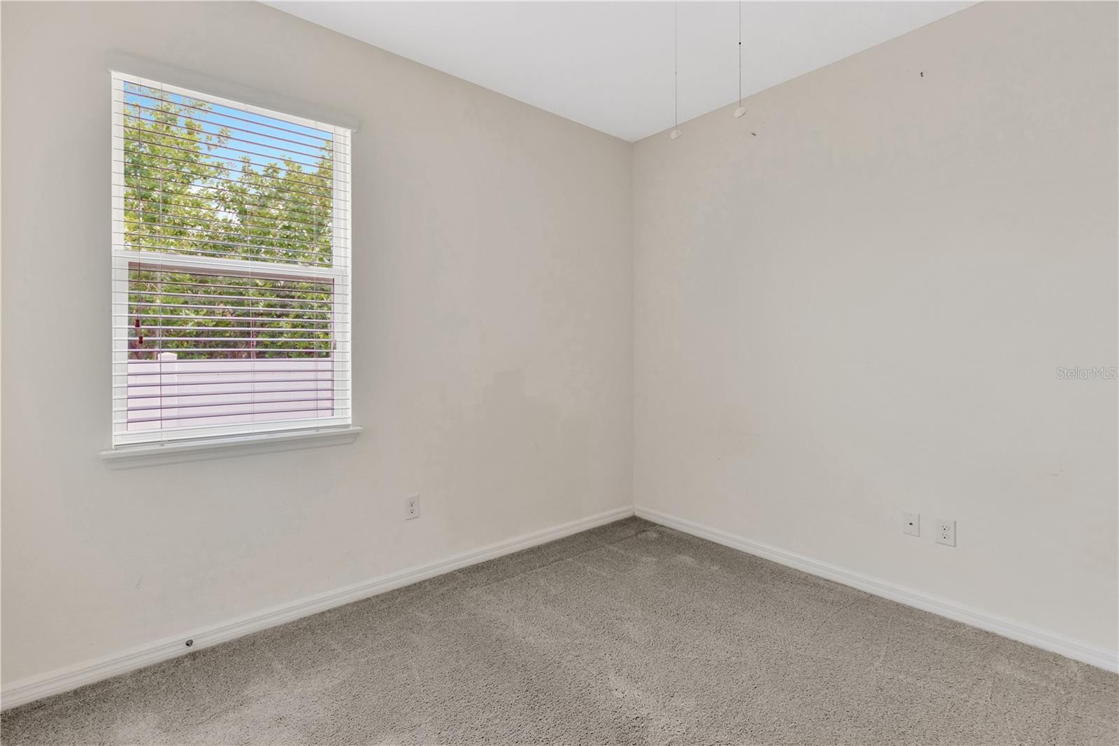 Listing photo id 38 for 10434 Scenic Hollow Drive