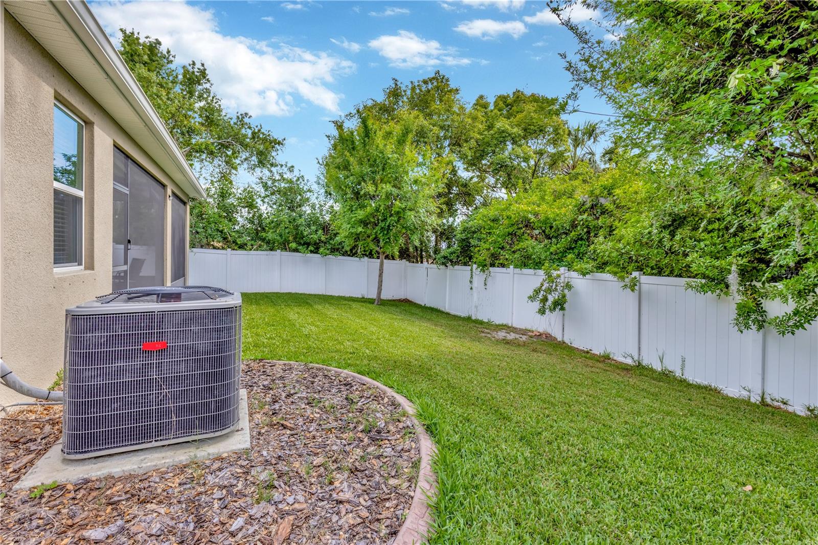 Listing photo id 44 for 10434 Scenic Hollow Drive