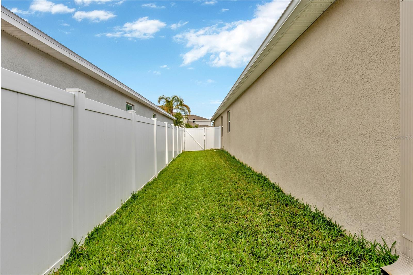 Listing photo id 7 for 10434 Scenic Hollow Drive