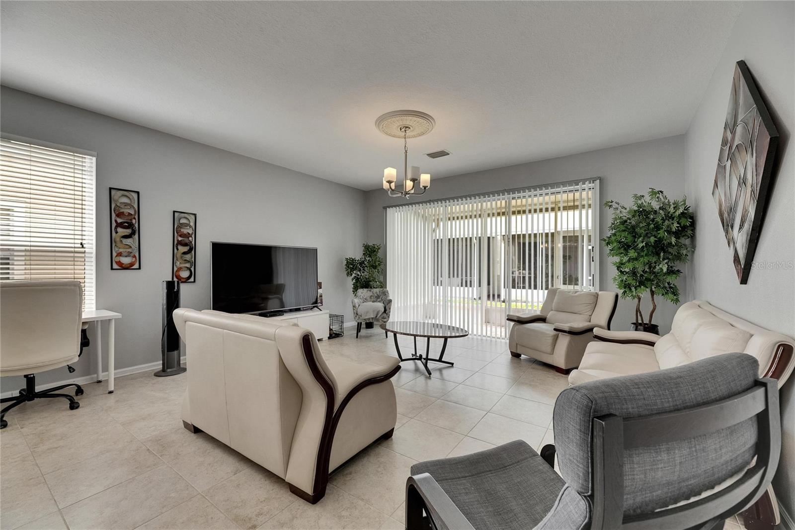 Image 9 of 55 For 26610 Castleview Way