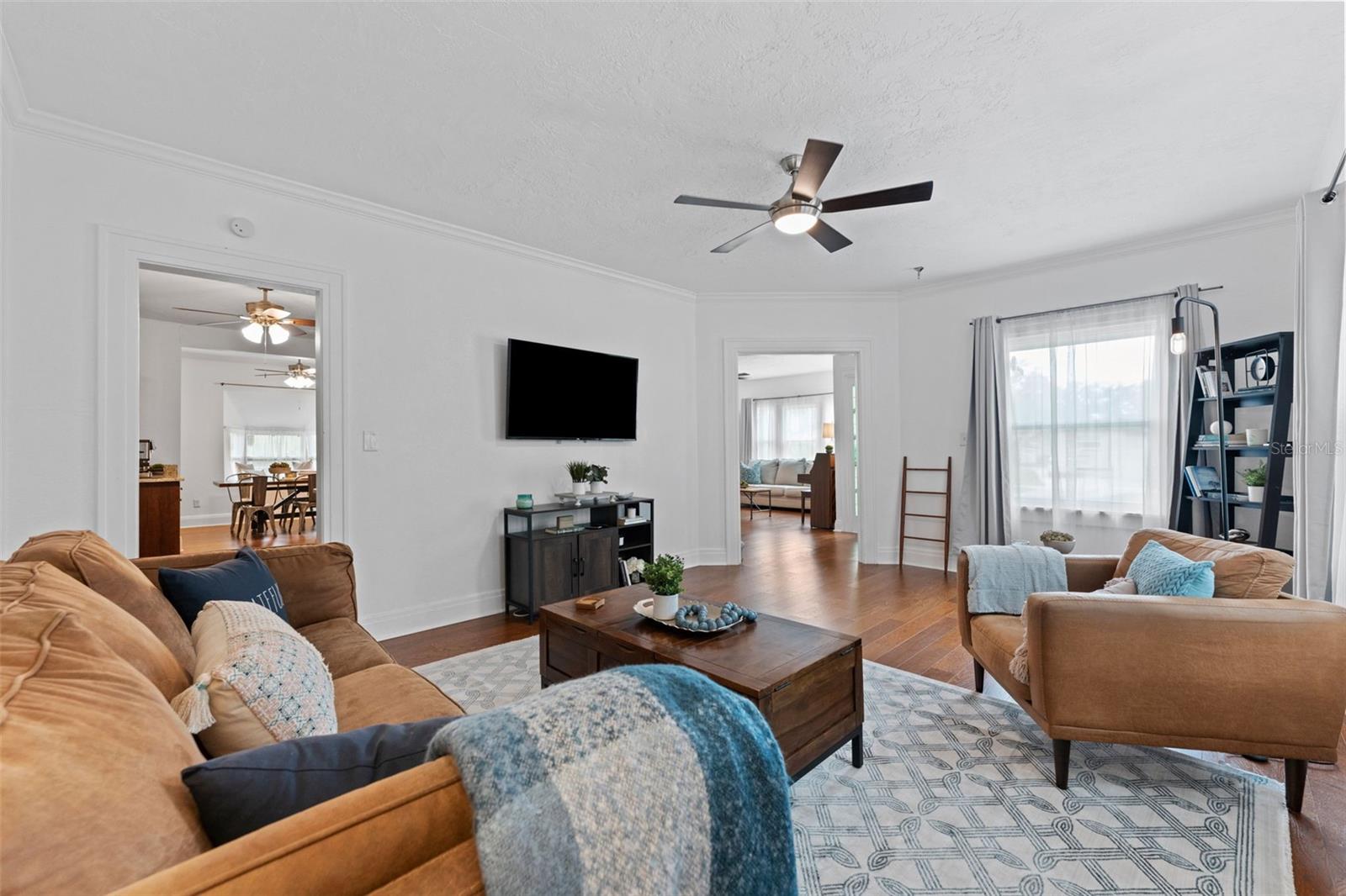 Image 12 of 59 For 2306 Trelain Drive S