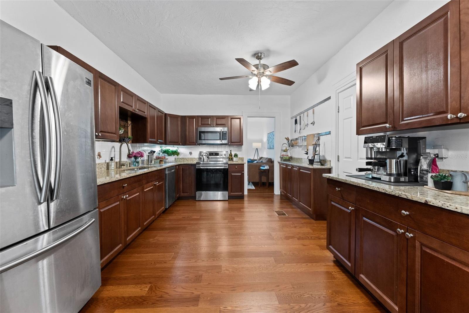 Image 13 of 59 For 2306 Trelain Drive S