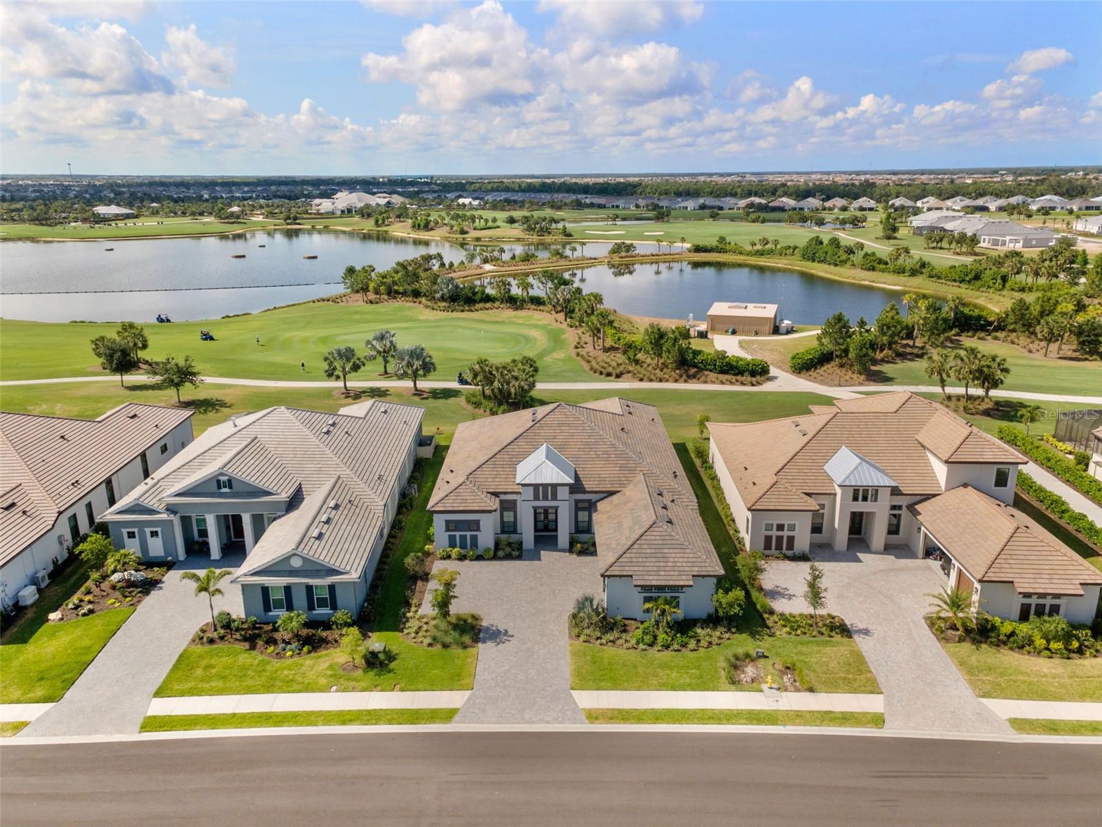 Image 2 of 45 For 3888 Santa Caterina Boulevard