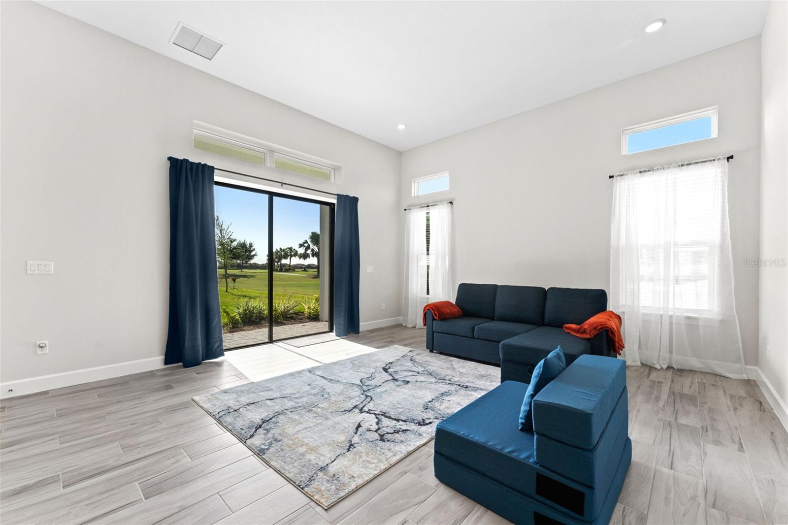 Image 29 of 45 For 3888 Santa Caterina Boulevard
