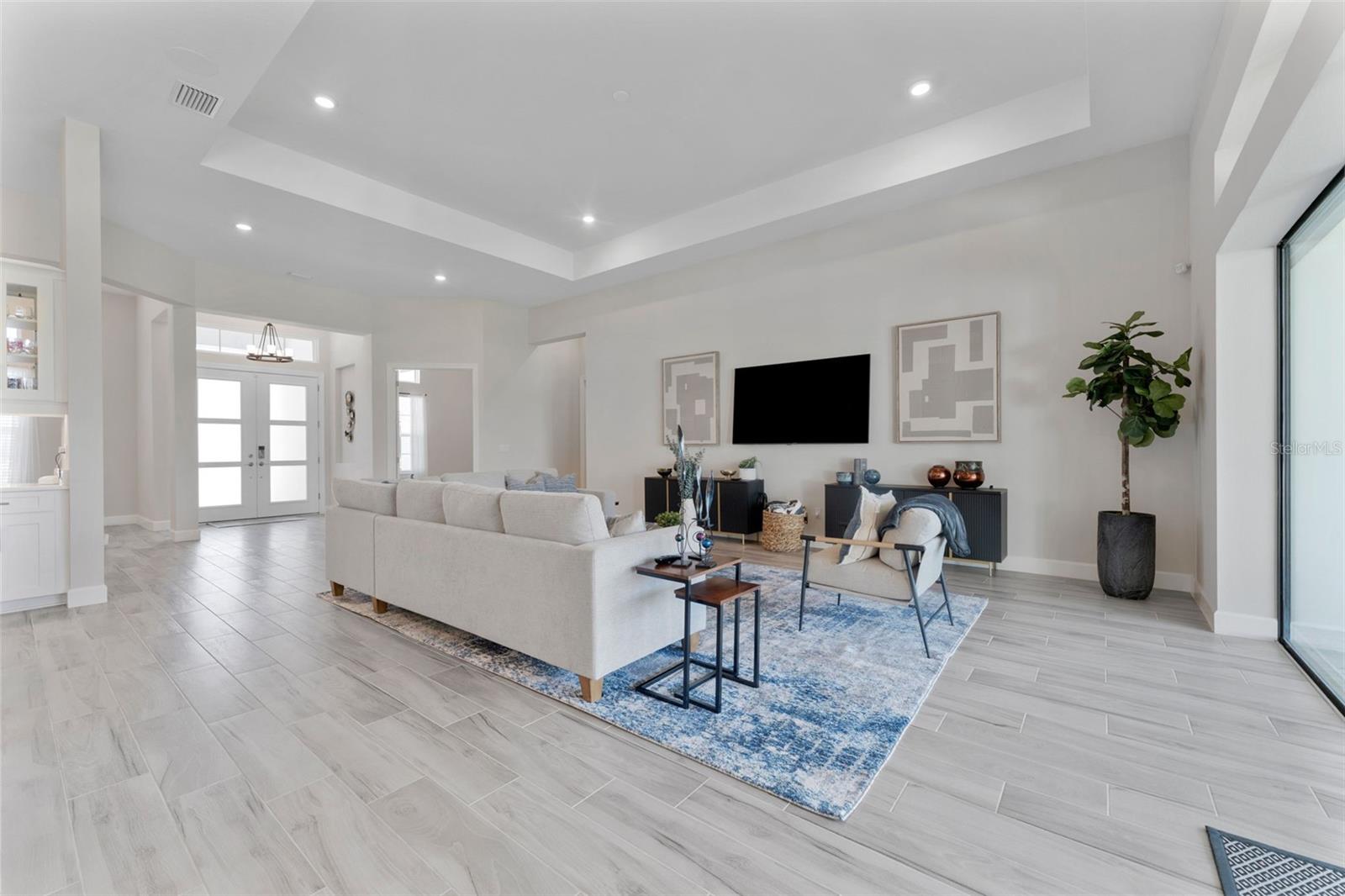 Image 4 of 45 For 3888 Santa Caterina Boulevard