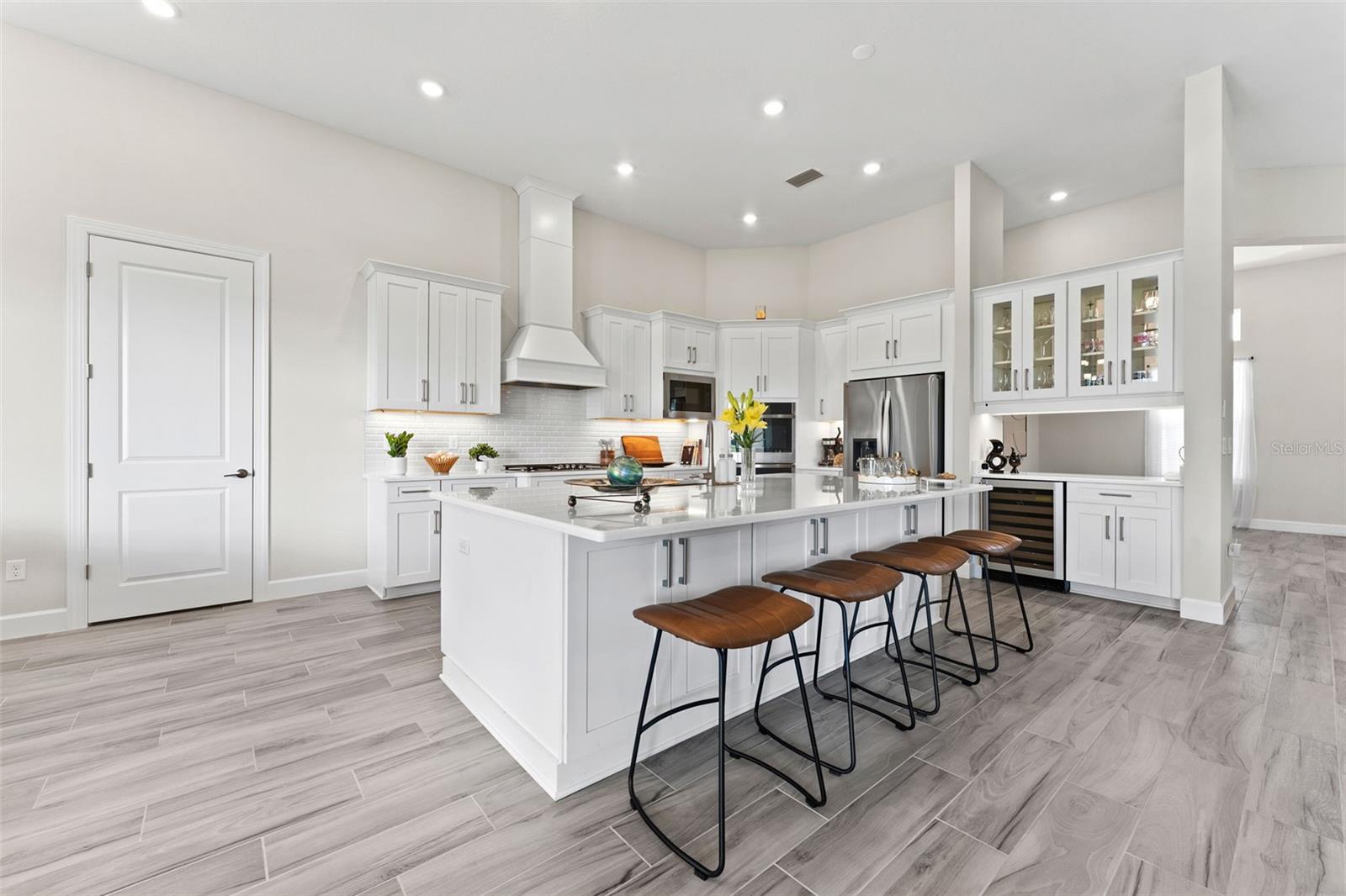 Image 8 of 45 For 3888 Santa Caterina Boulevard
