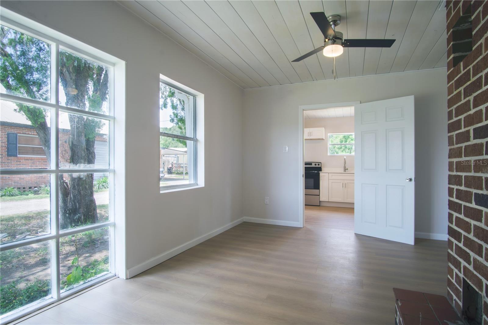 Image 5 of 13 For 37701 Primo Drive