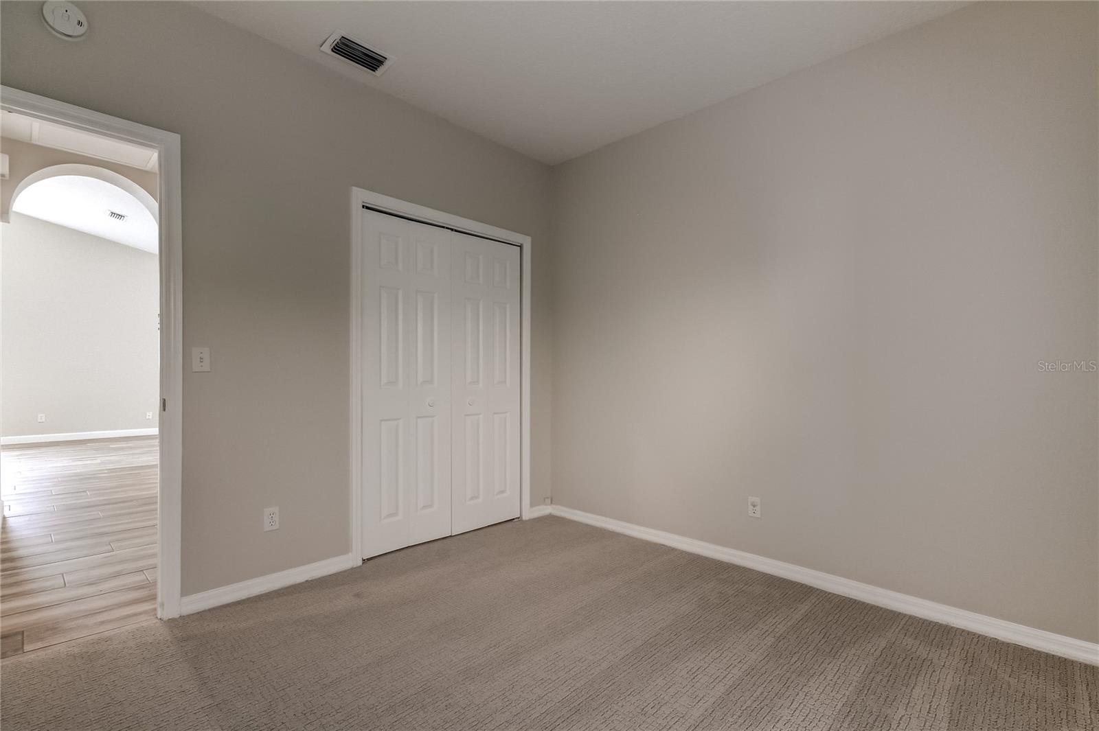 Image 16 of 44 For 10426 Springrose Drive