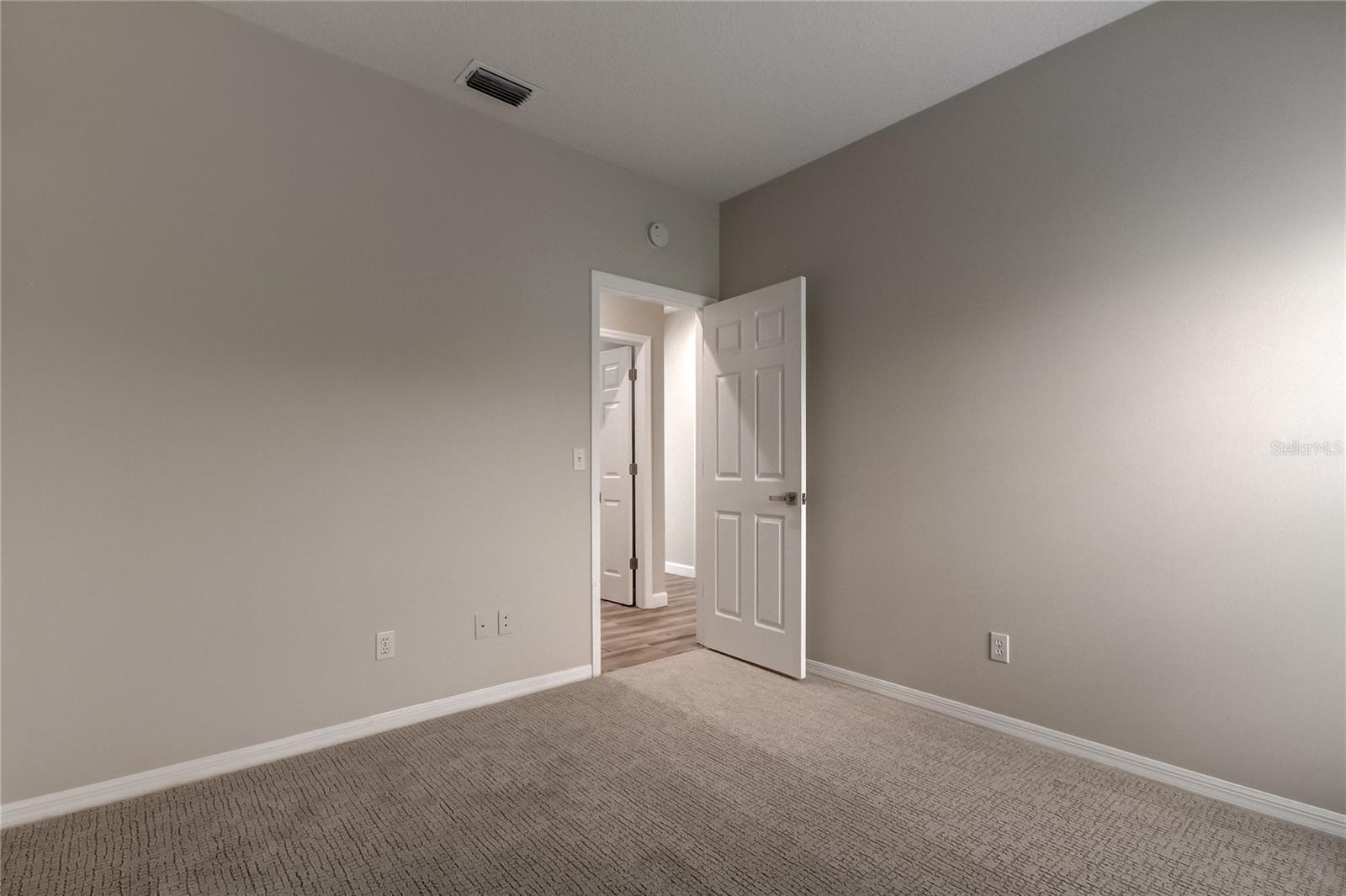 Image 20 of 44 For 10426 Springrose Drive