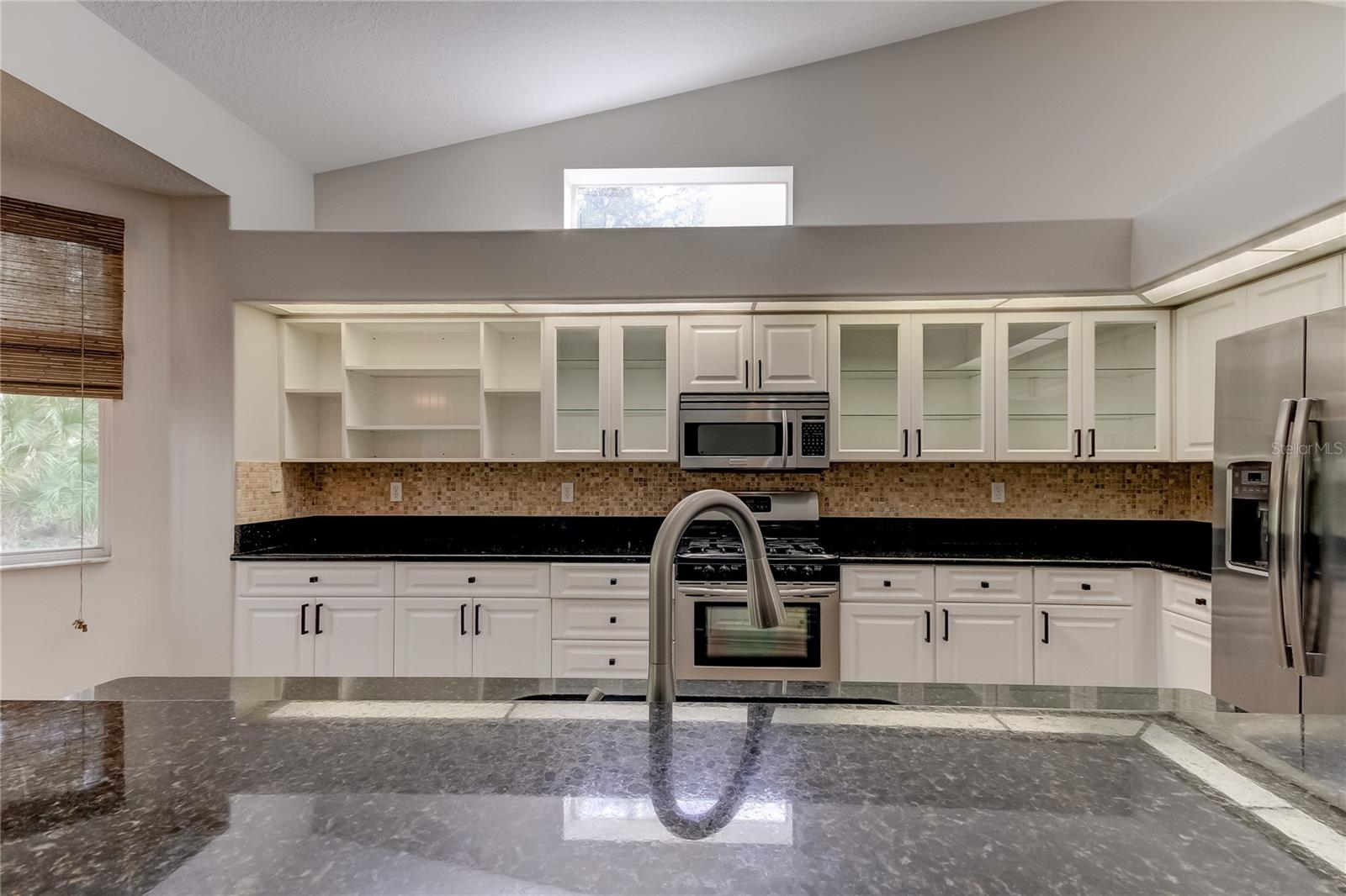 Image 27 of 44 For 10426 Springrose Drive