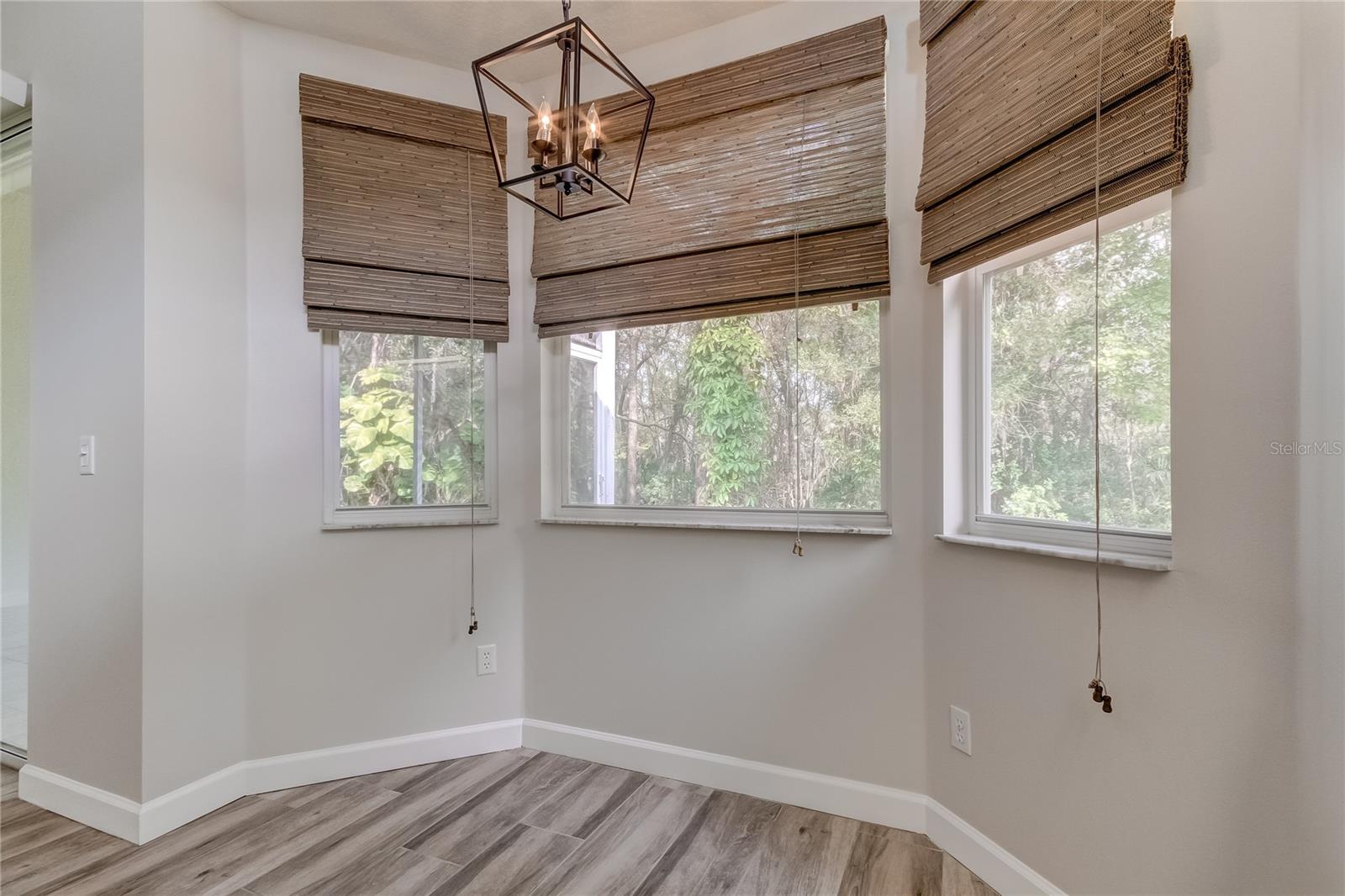 Image 35 of 44 For 10426 Springrose Drive