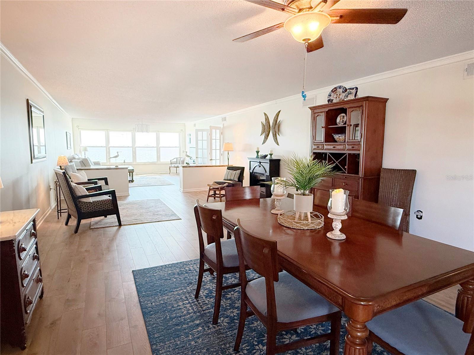 Image 11 of 51 For 5900 Shore Boulevard S 512