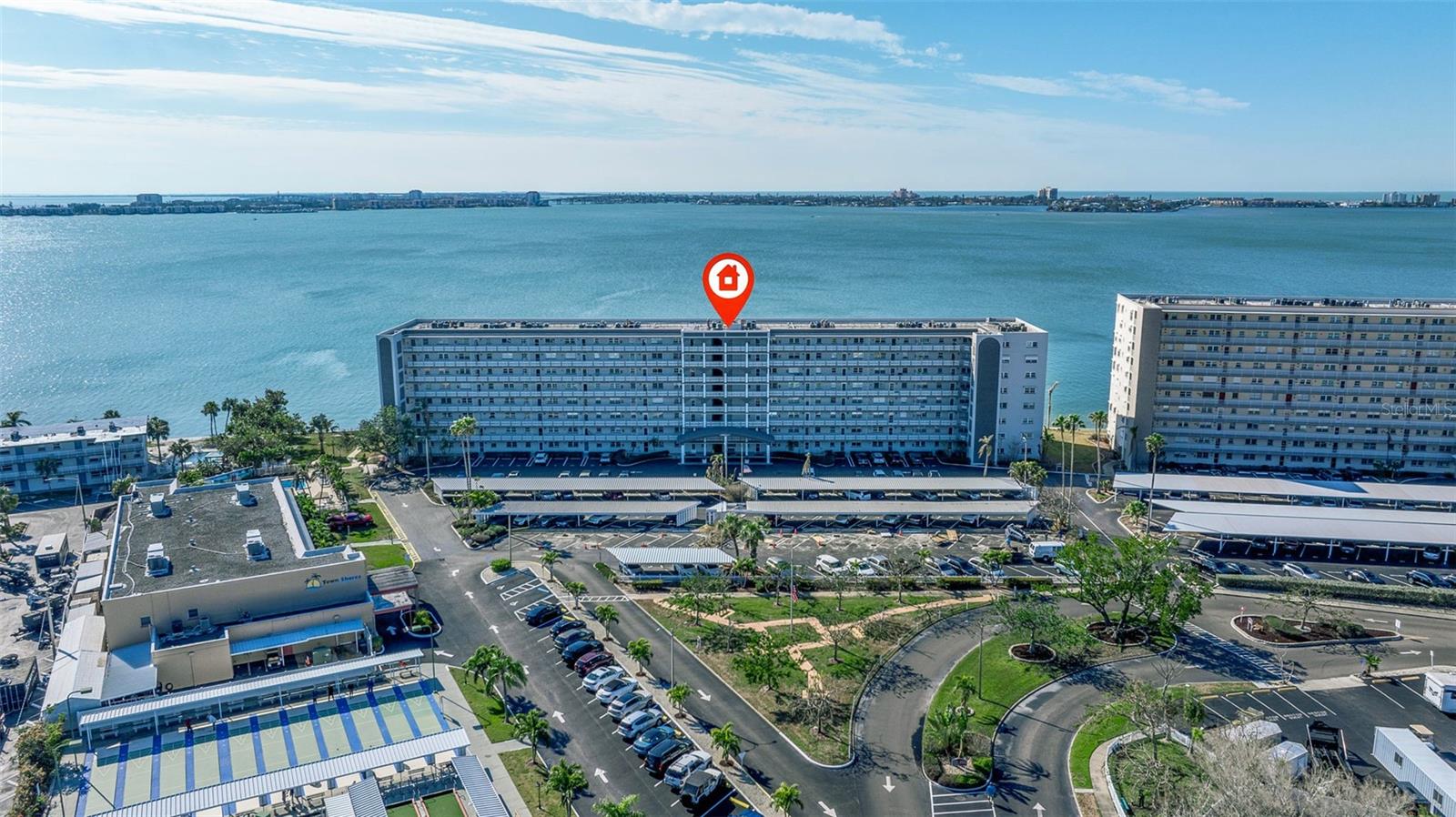 Image 4 of 51 For 5900 Shore Boulevard S 512
